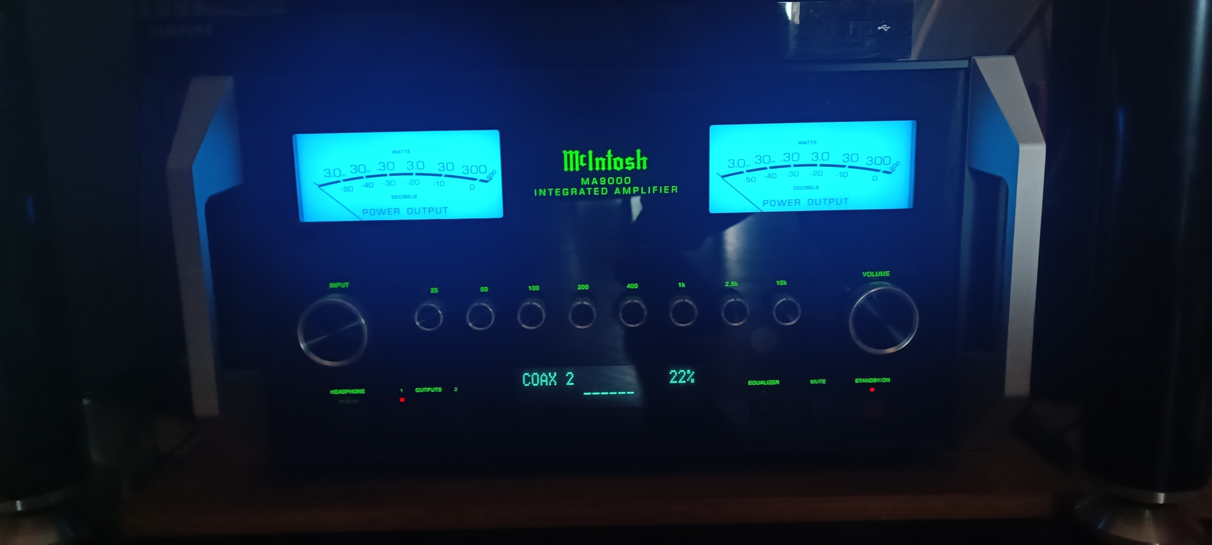 Vends McIntosh MA9000