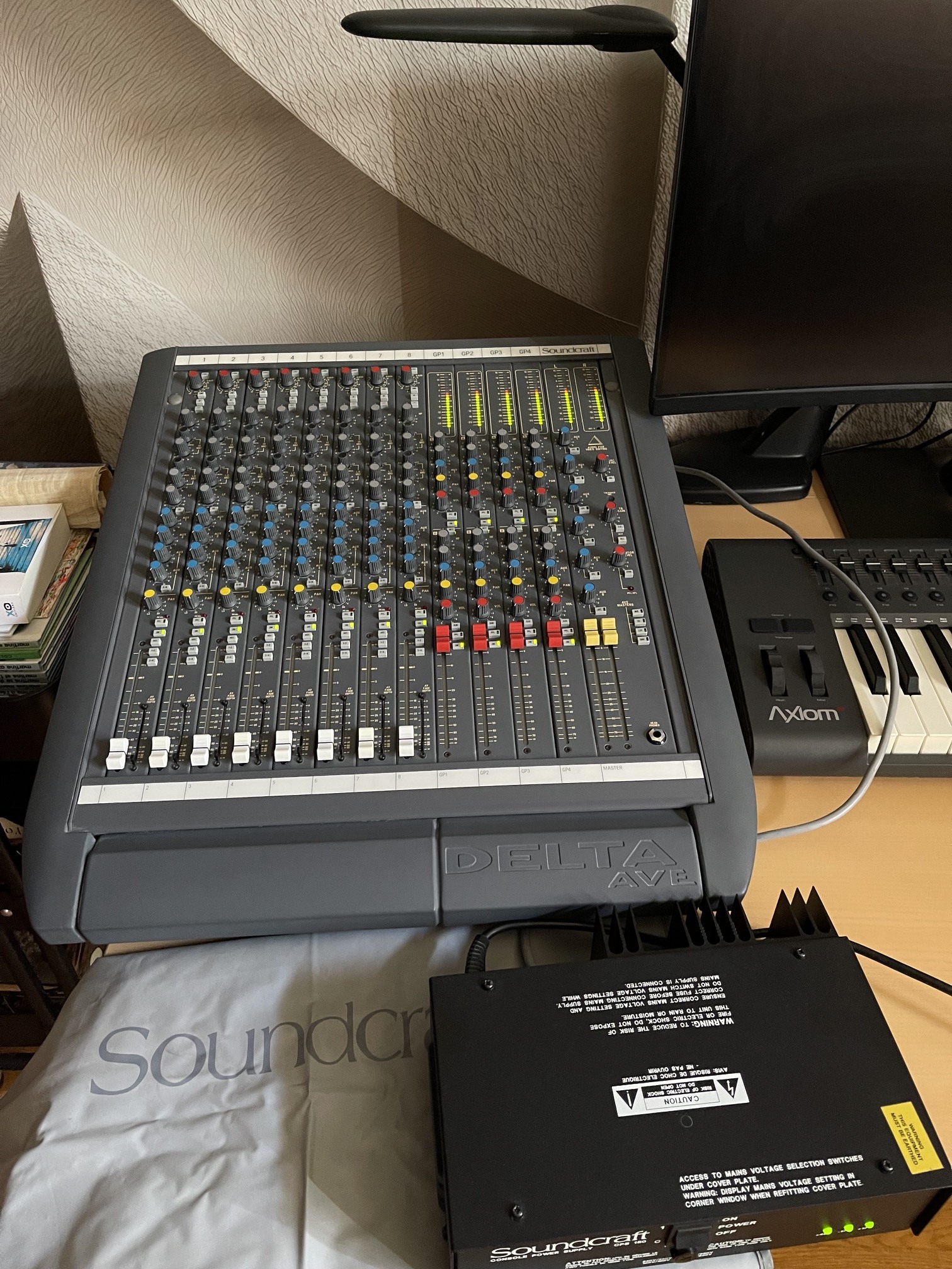 Console de mixage DELTA AVE SOUNDCRAFT