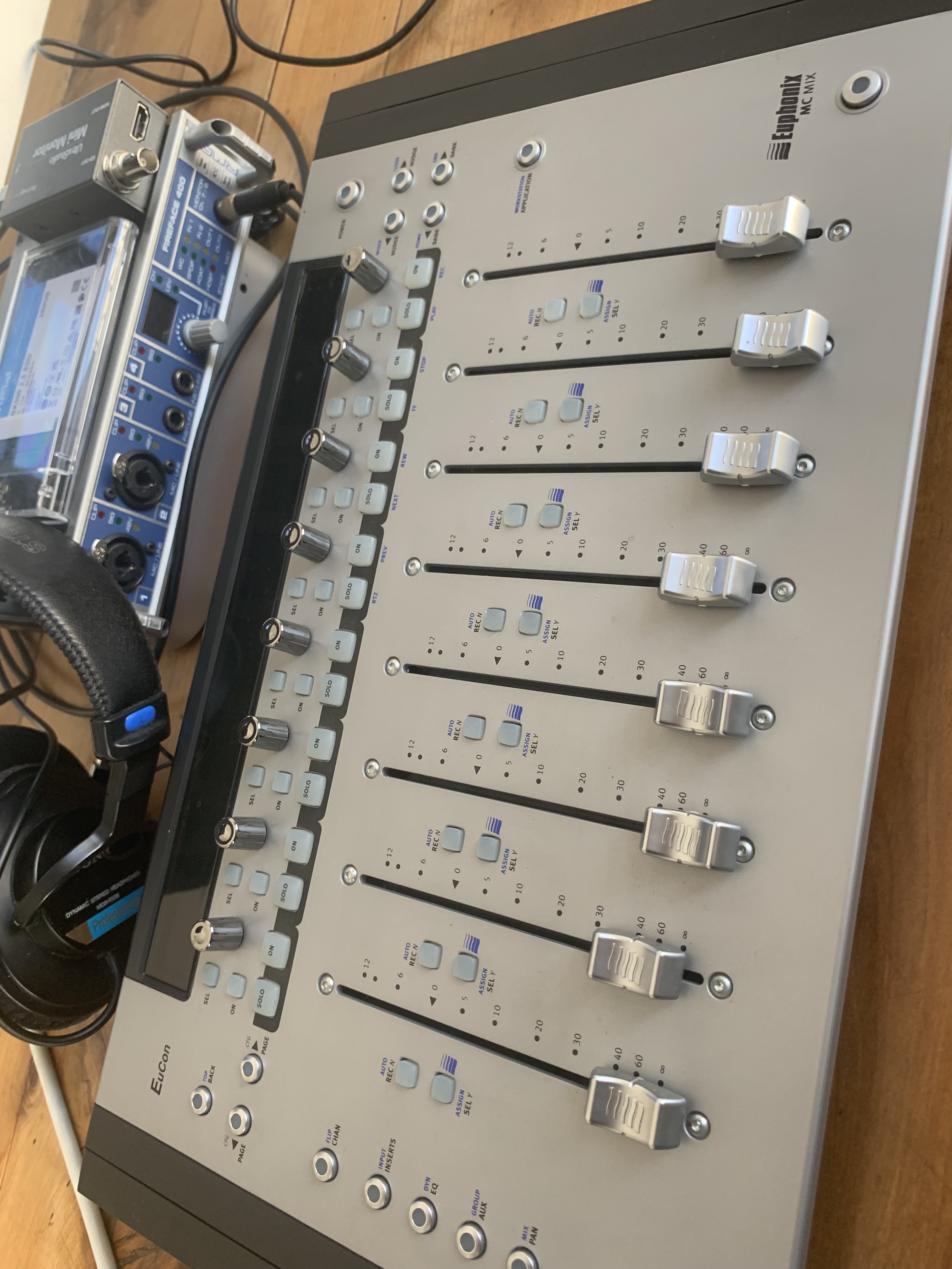 Vends surface de contrôle Avid