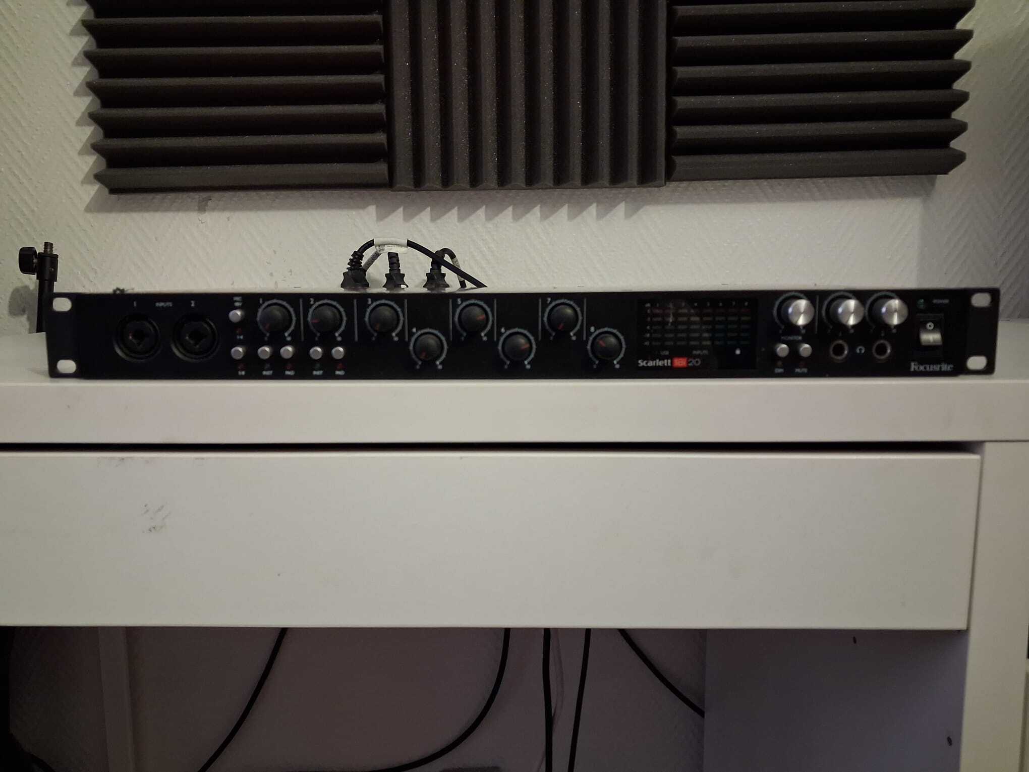 Vends carte son Focusrite Scarlett 18i20 2nd Gen Très bon état
