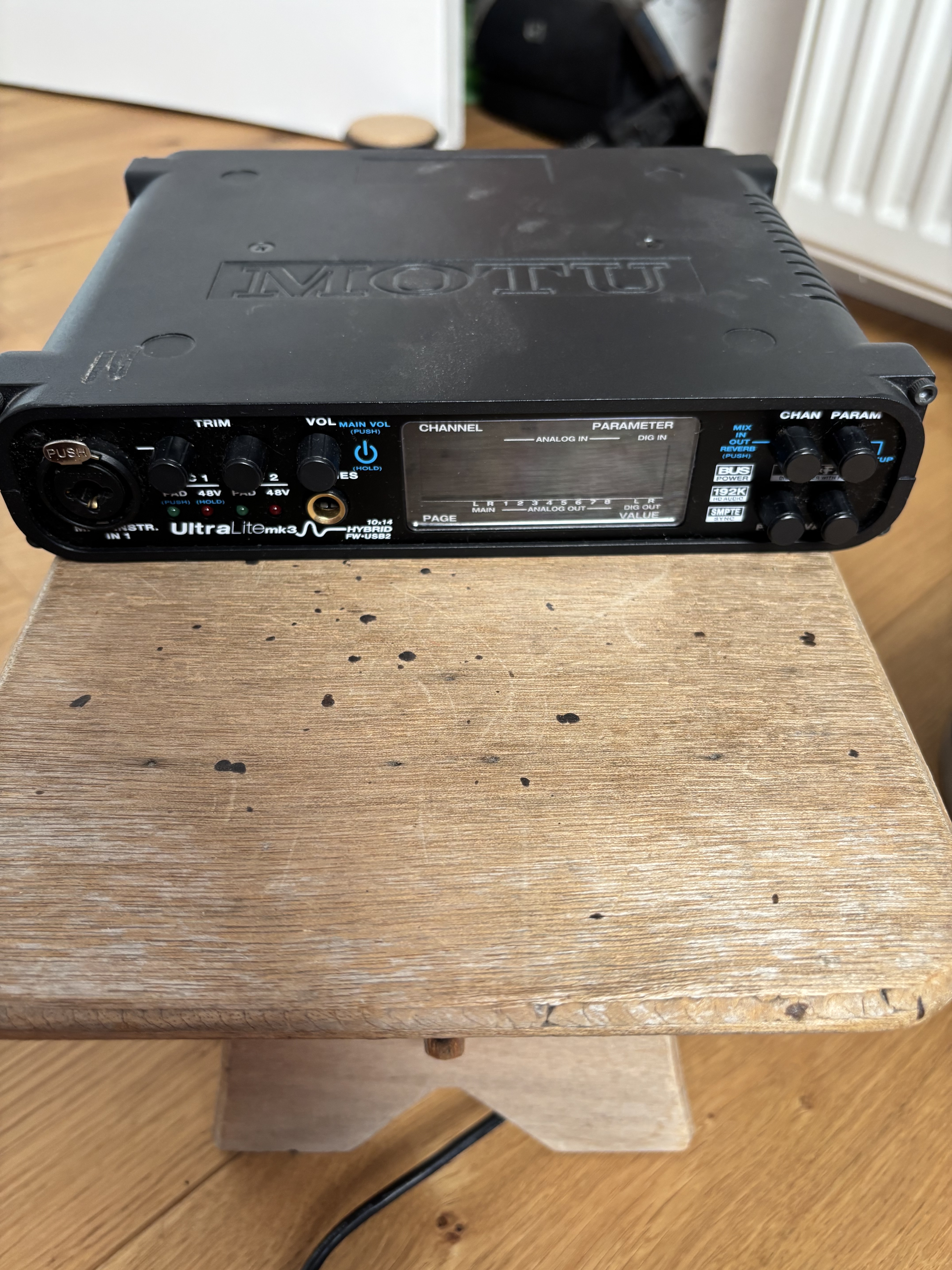Motu interface audio externe 