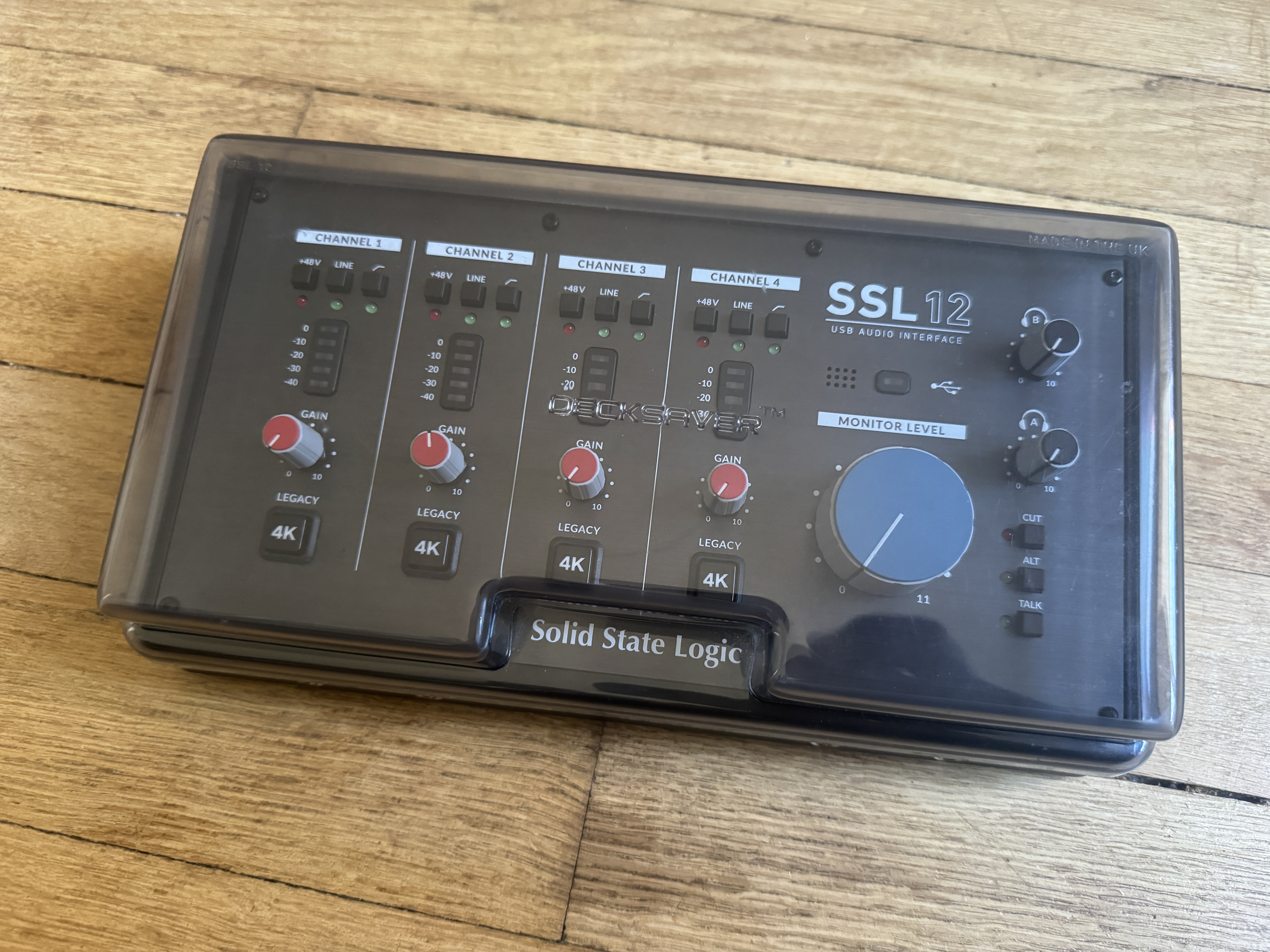 SSL 12 en excellent état