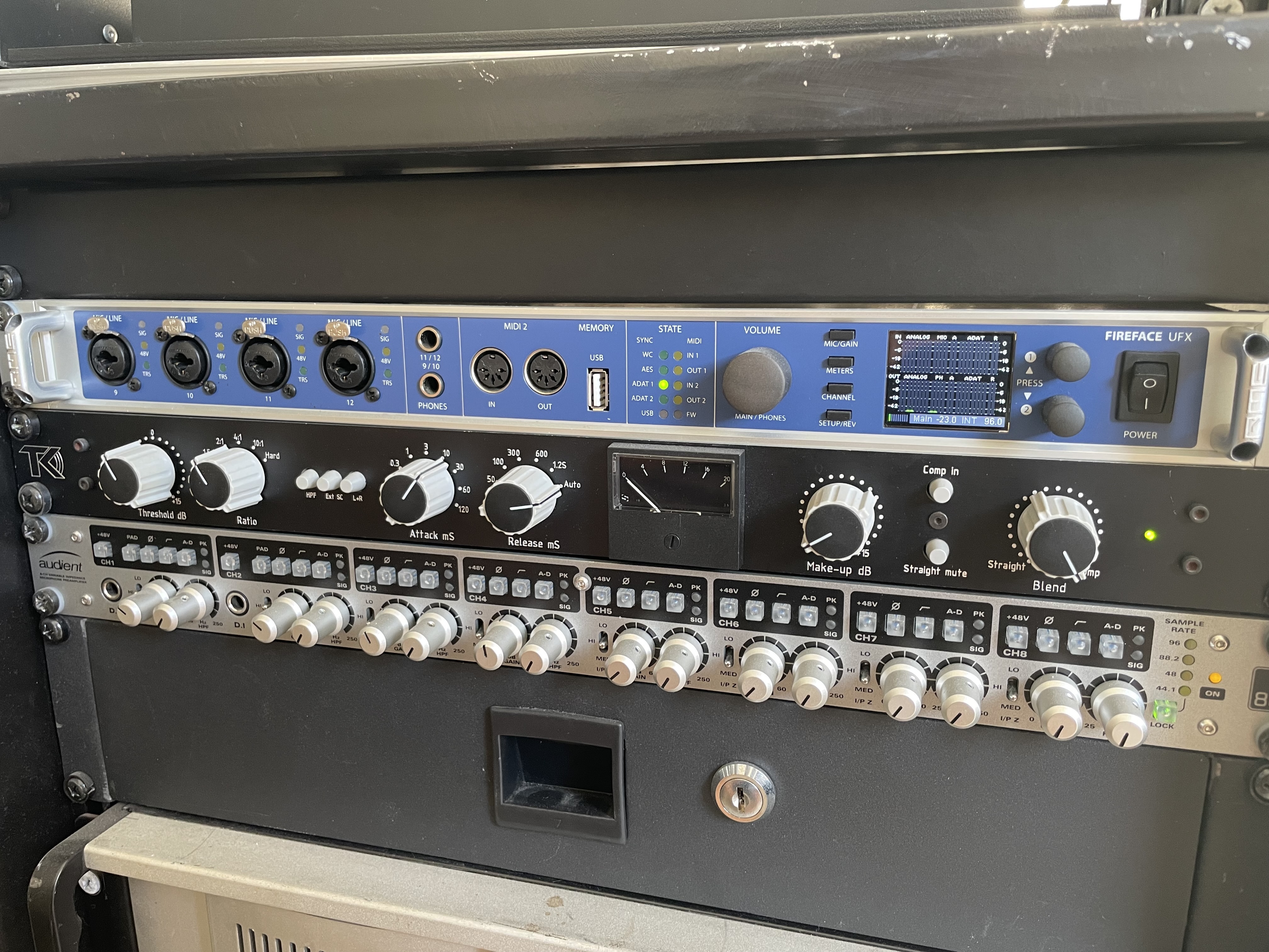 TK Audio bc 1 (8075)