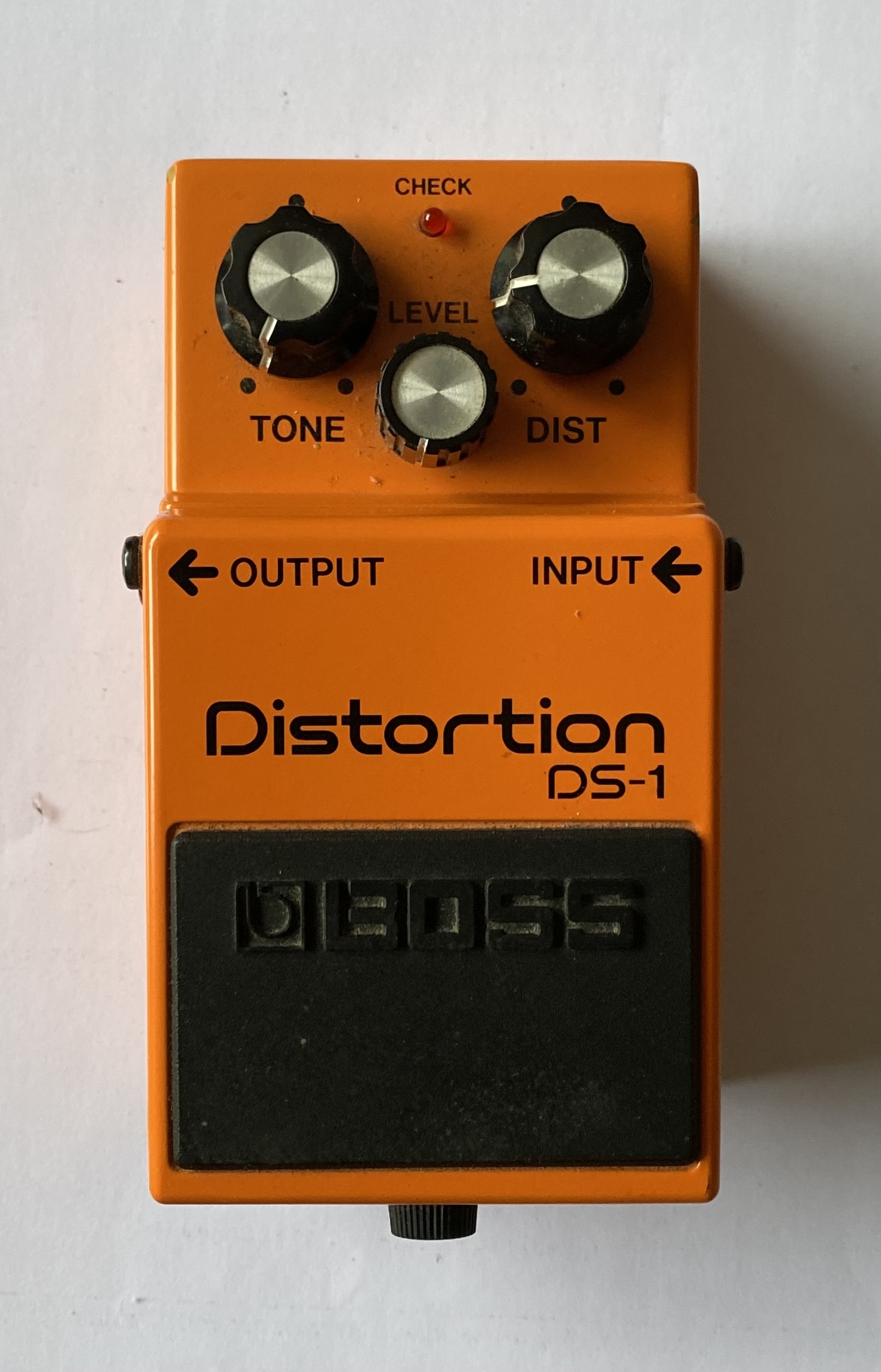 PEDALE BOSS DS-1