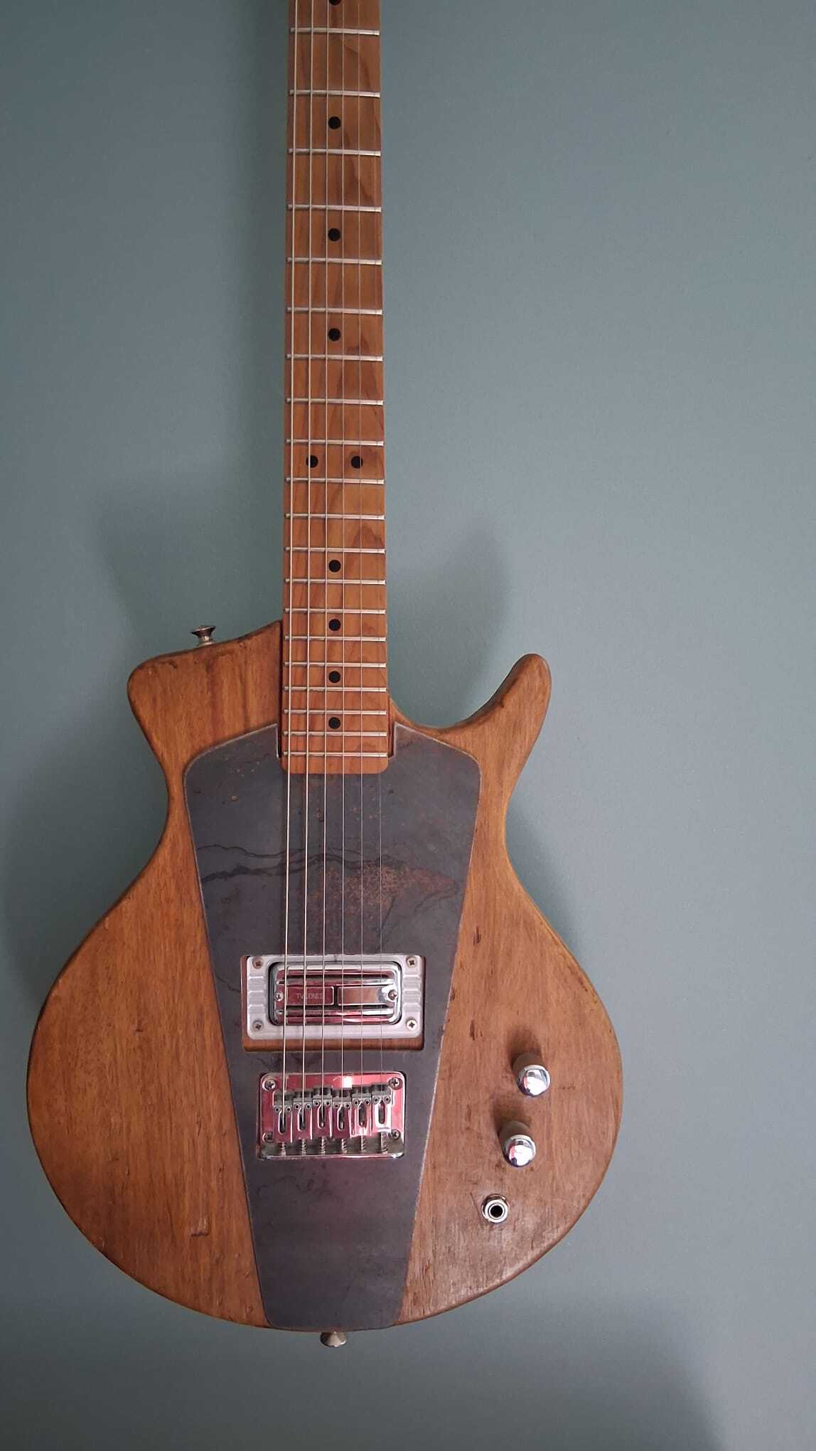 Guitare Custom avec un super mojo