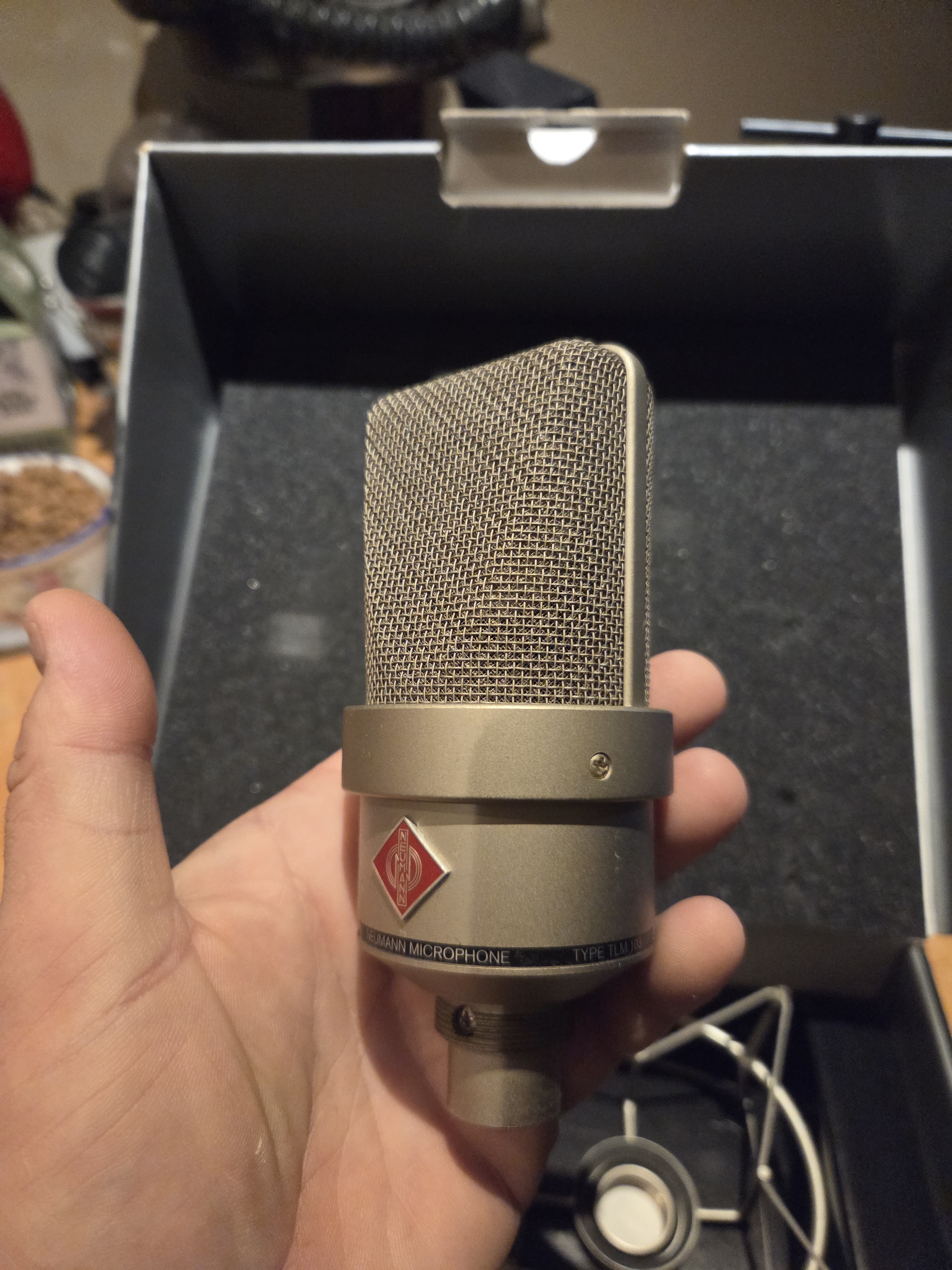 Vend TLM 103 