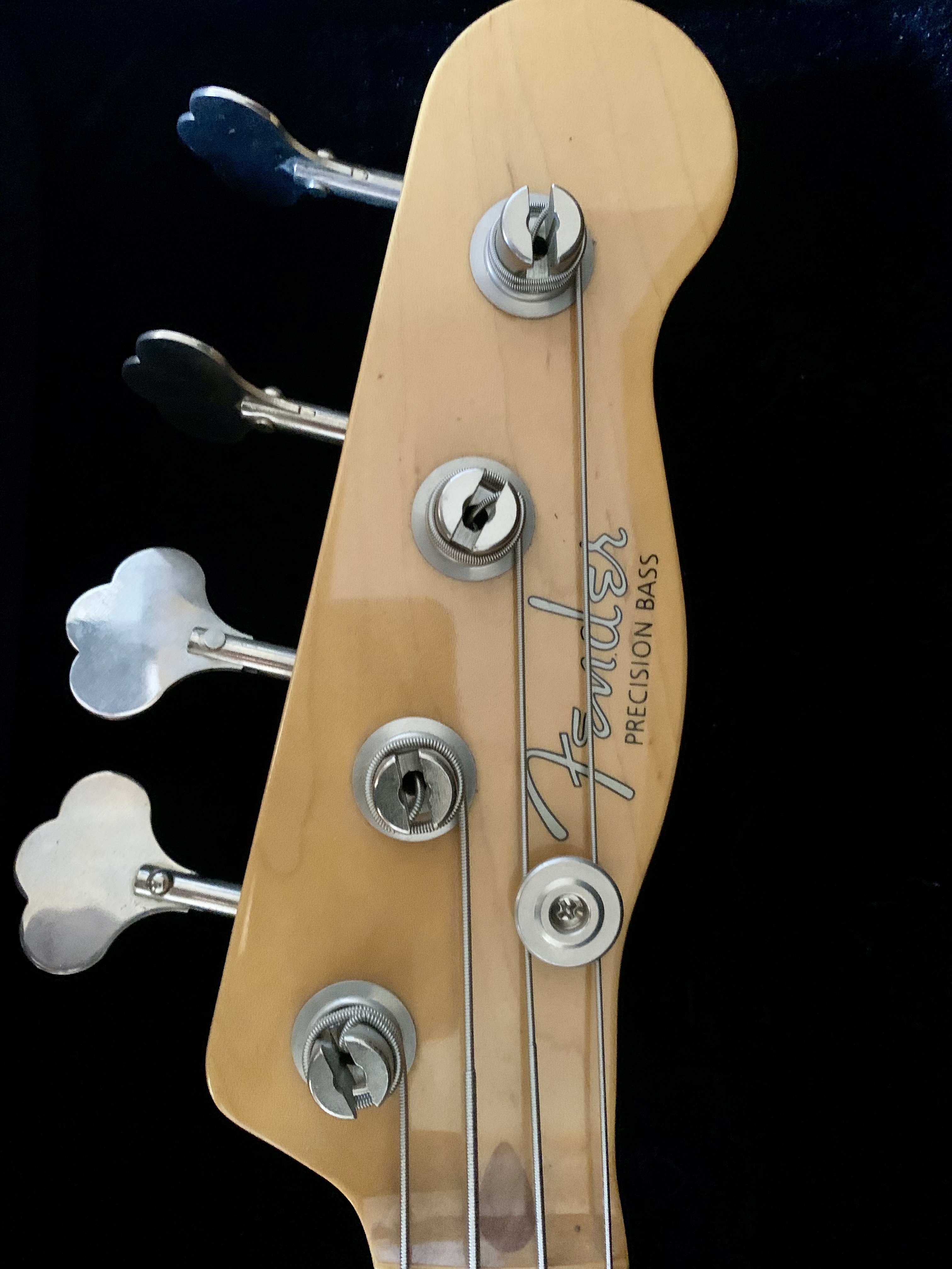 Fender Bass 2