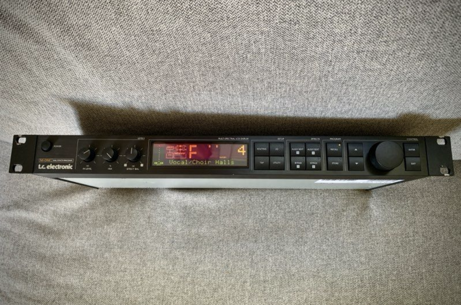 Vends TC Electronic M-One