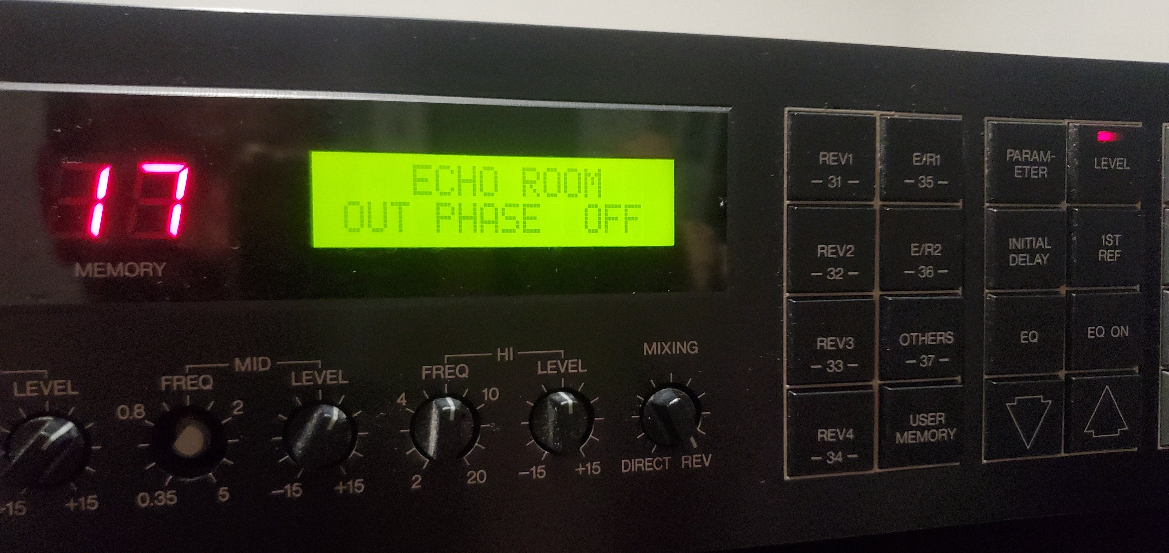 Yamaha REV5 (50253)