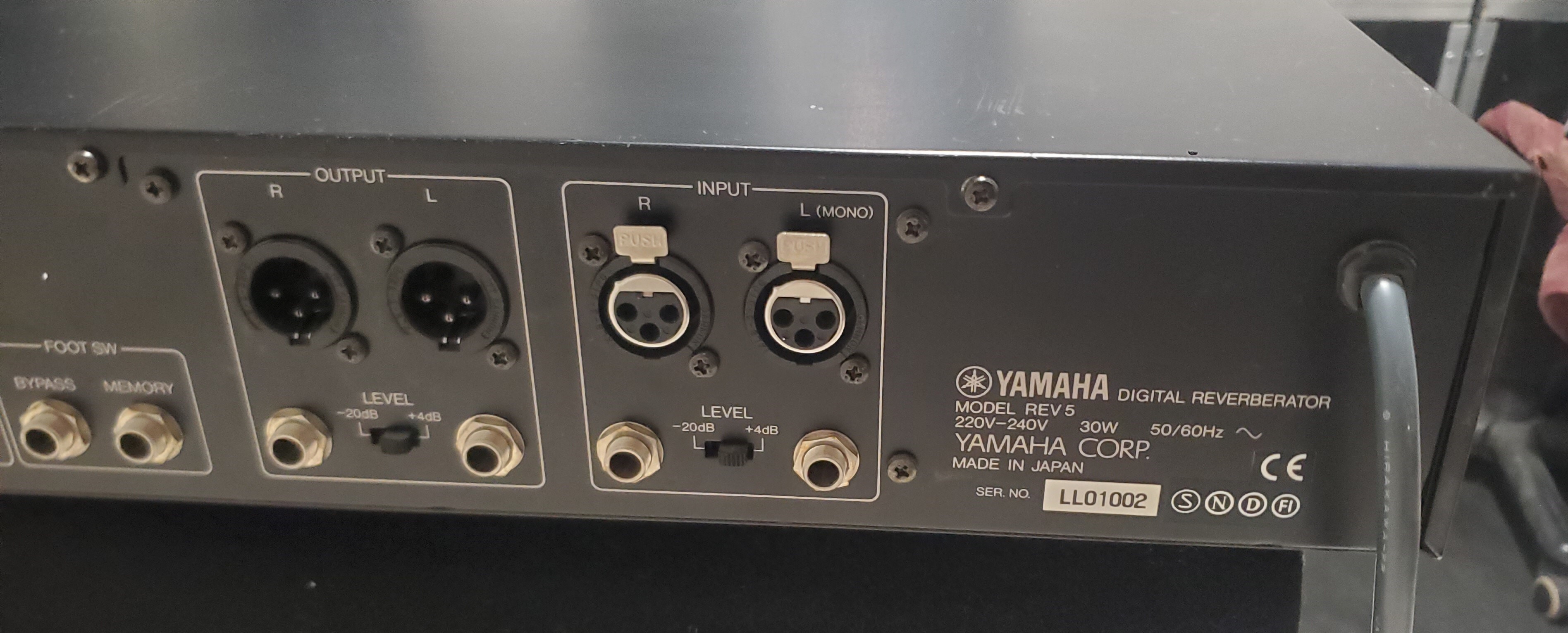Yamaha REV5 (59157)