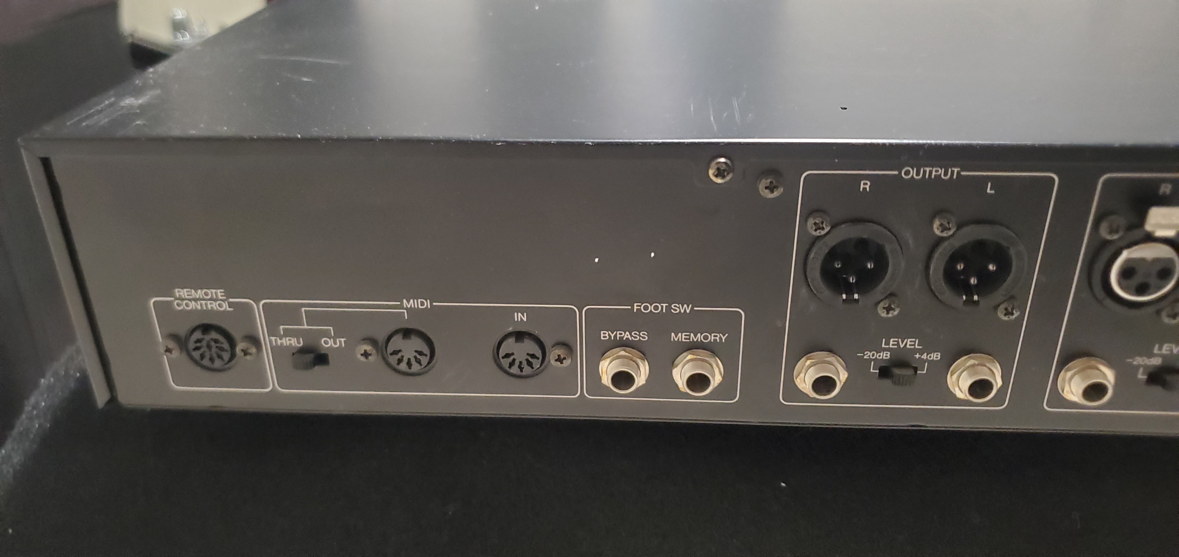 Yamaha REV5 (76452)
