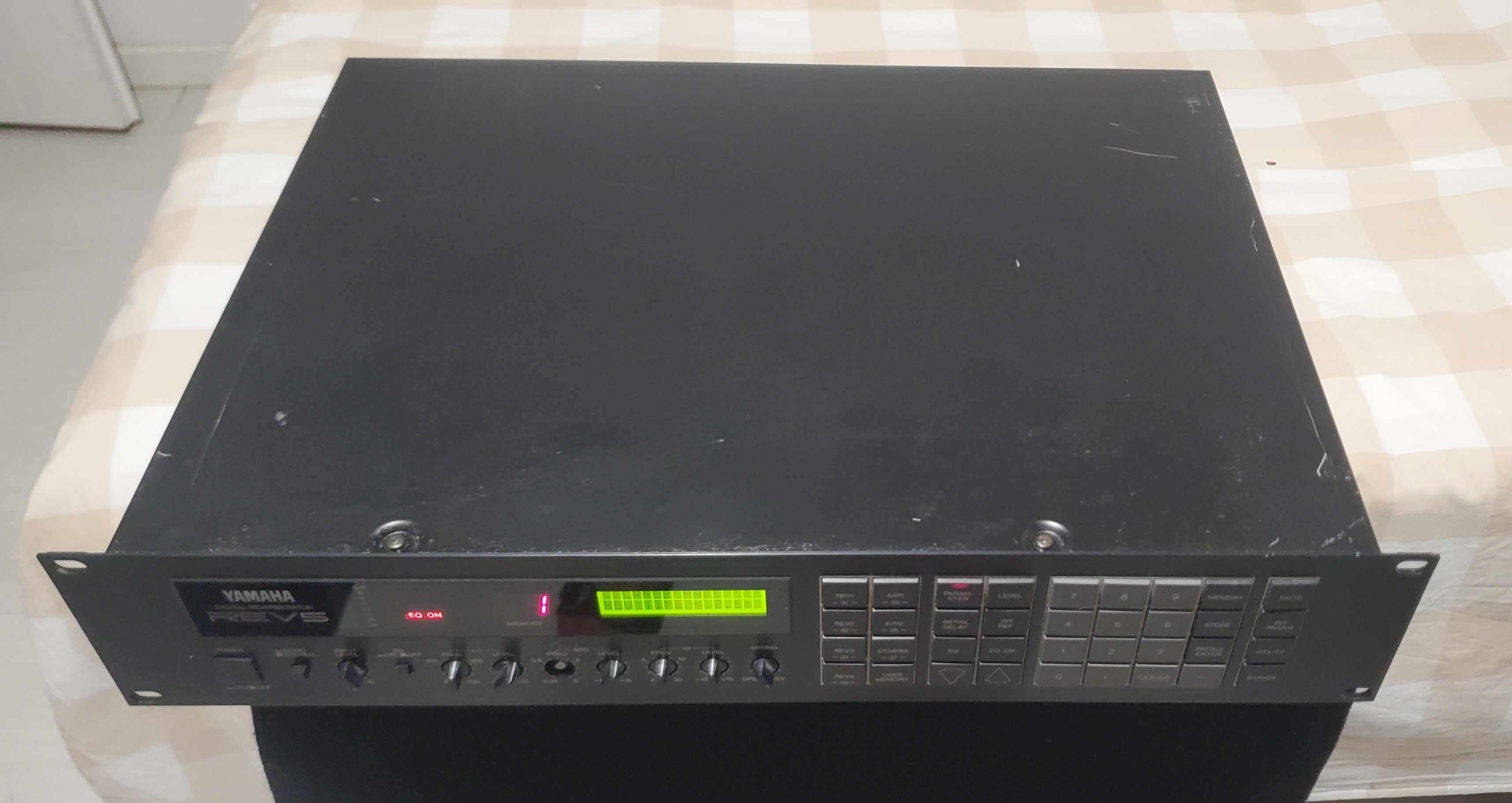 Yamaha REV5 (84548)