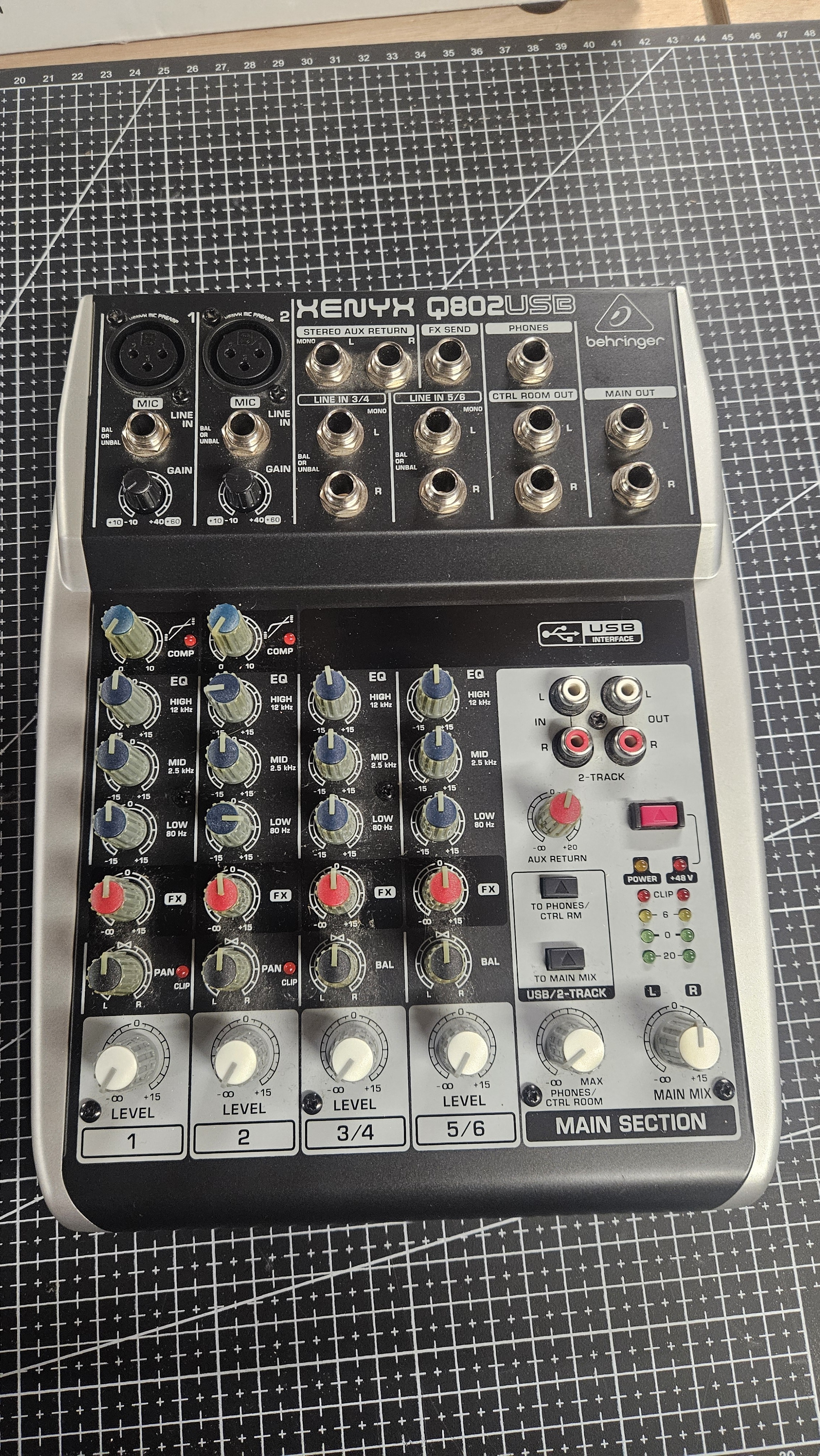 Behringer Xenyx Q802USB (18744)