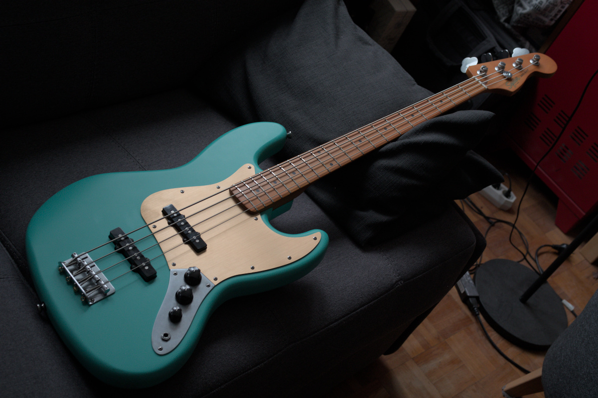 Vends Squier Jazz Bass 40th Anniv