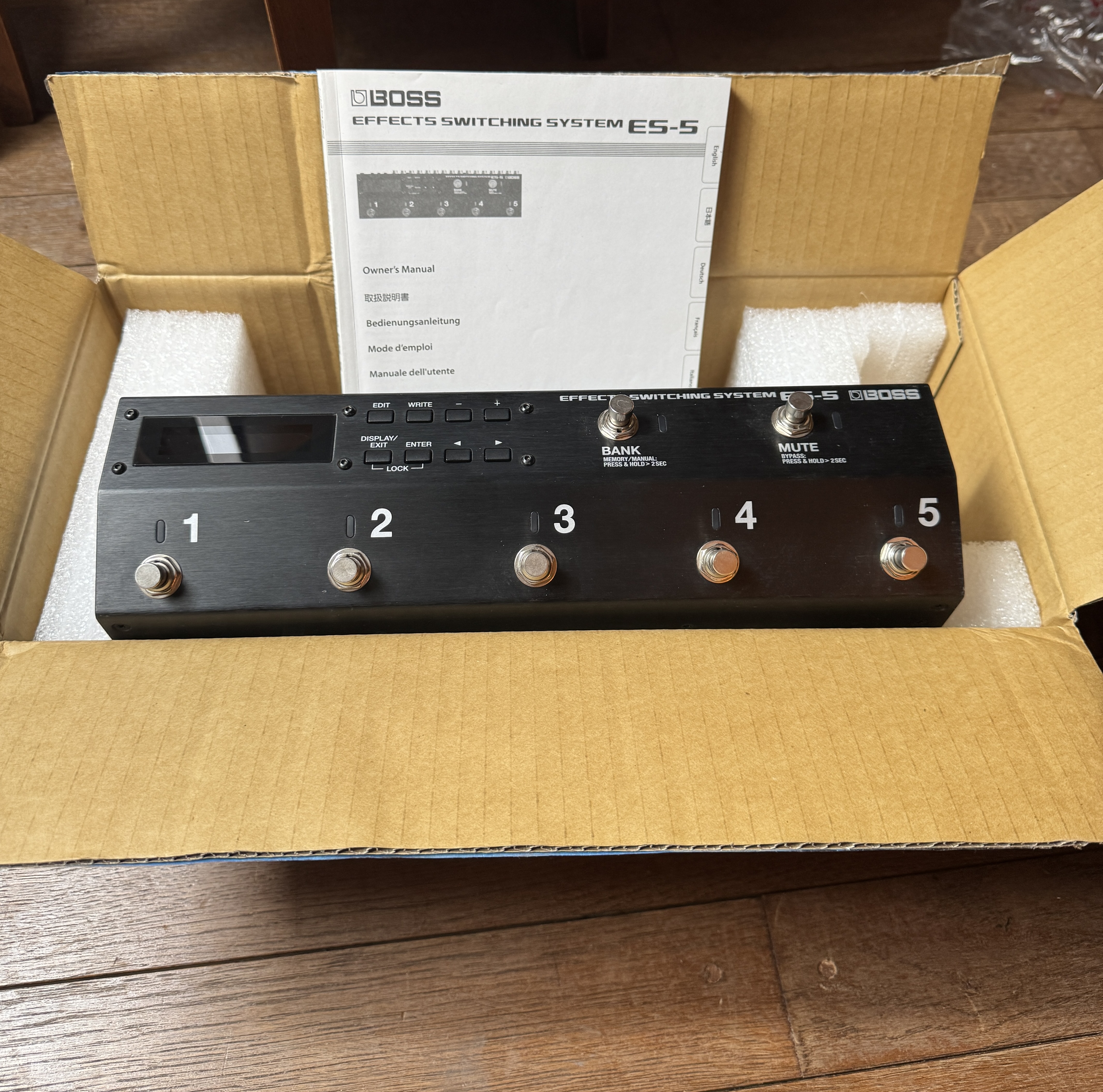 Boss ES-5