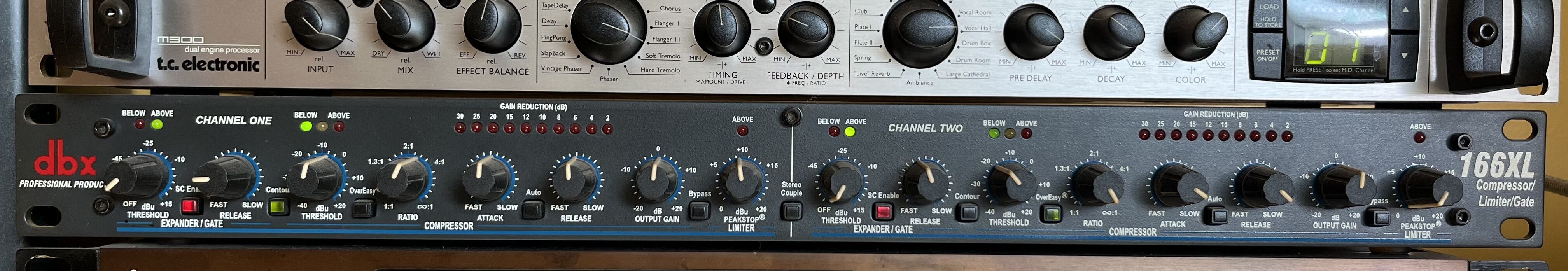 Vends Compressor/Limiter/Gate dbx 166 XL