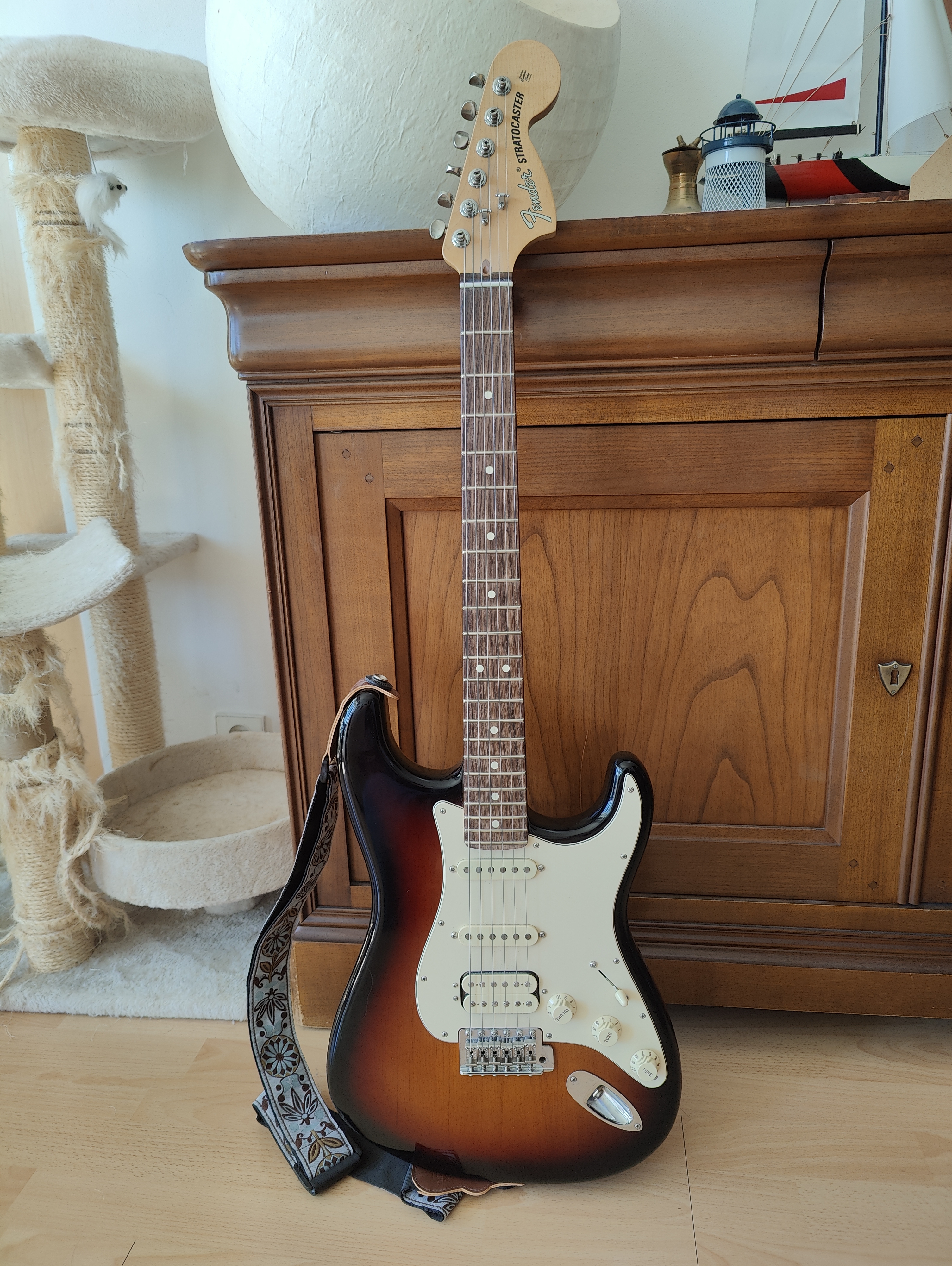 Vends American Performer Stratocaster HSS comme neuve
