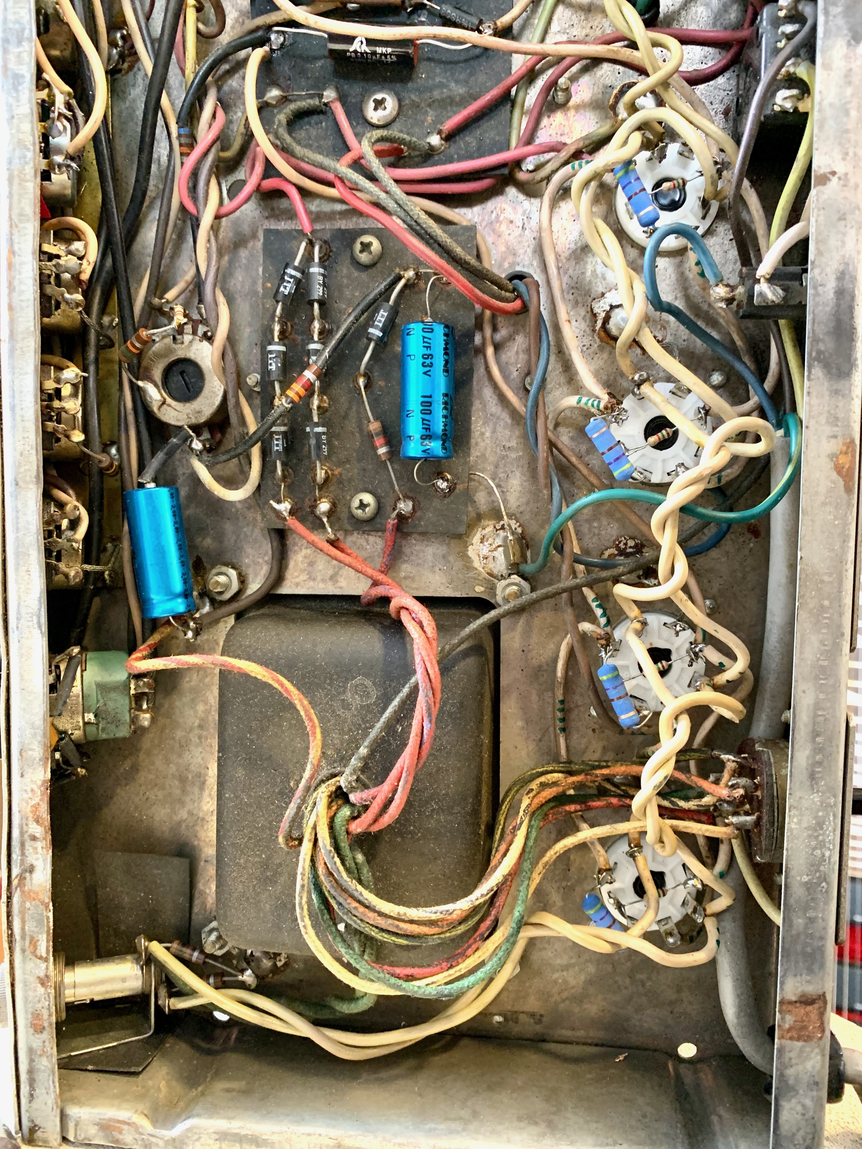 Fender Twin Reverb "Silverface" (1968-1982) (79788)