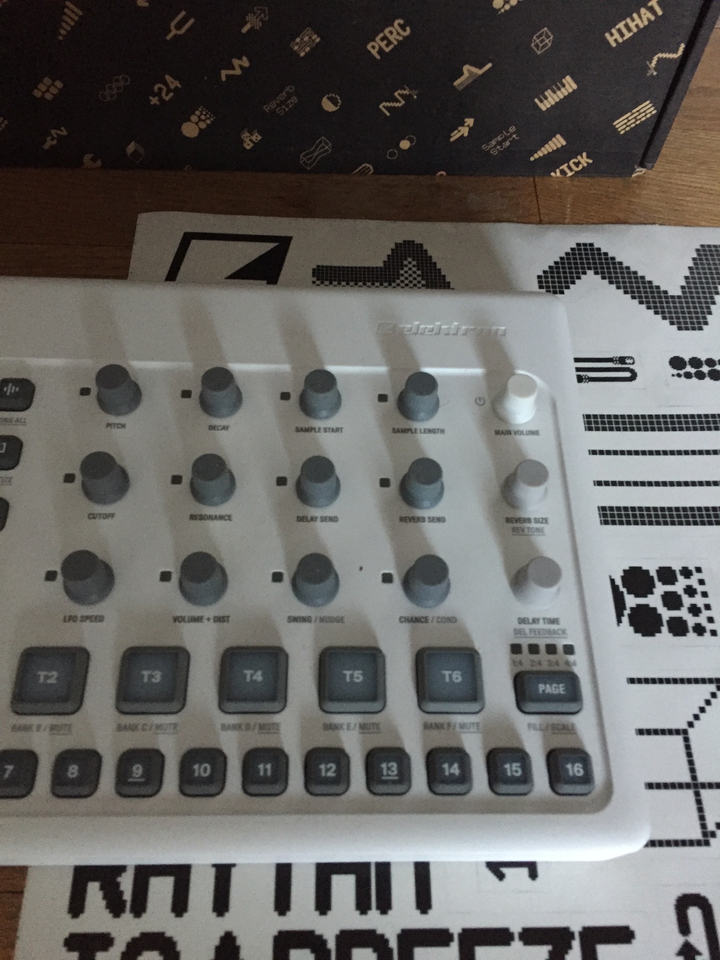 Elektron Model:Samples (85554)