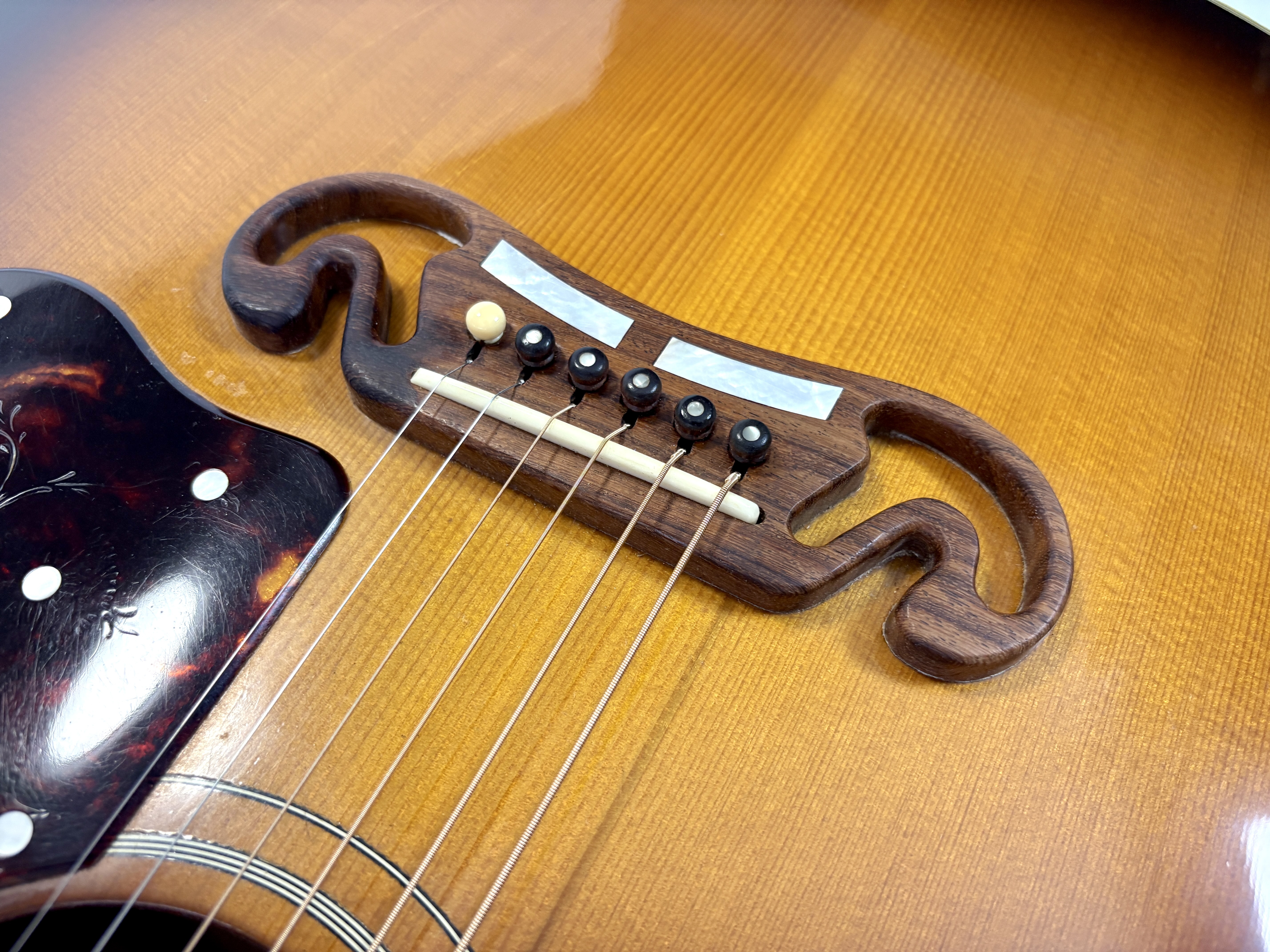 Gibson J-200 Standard (44391)