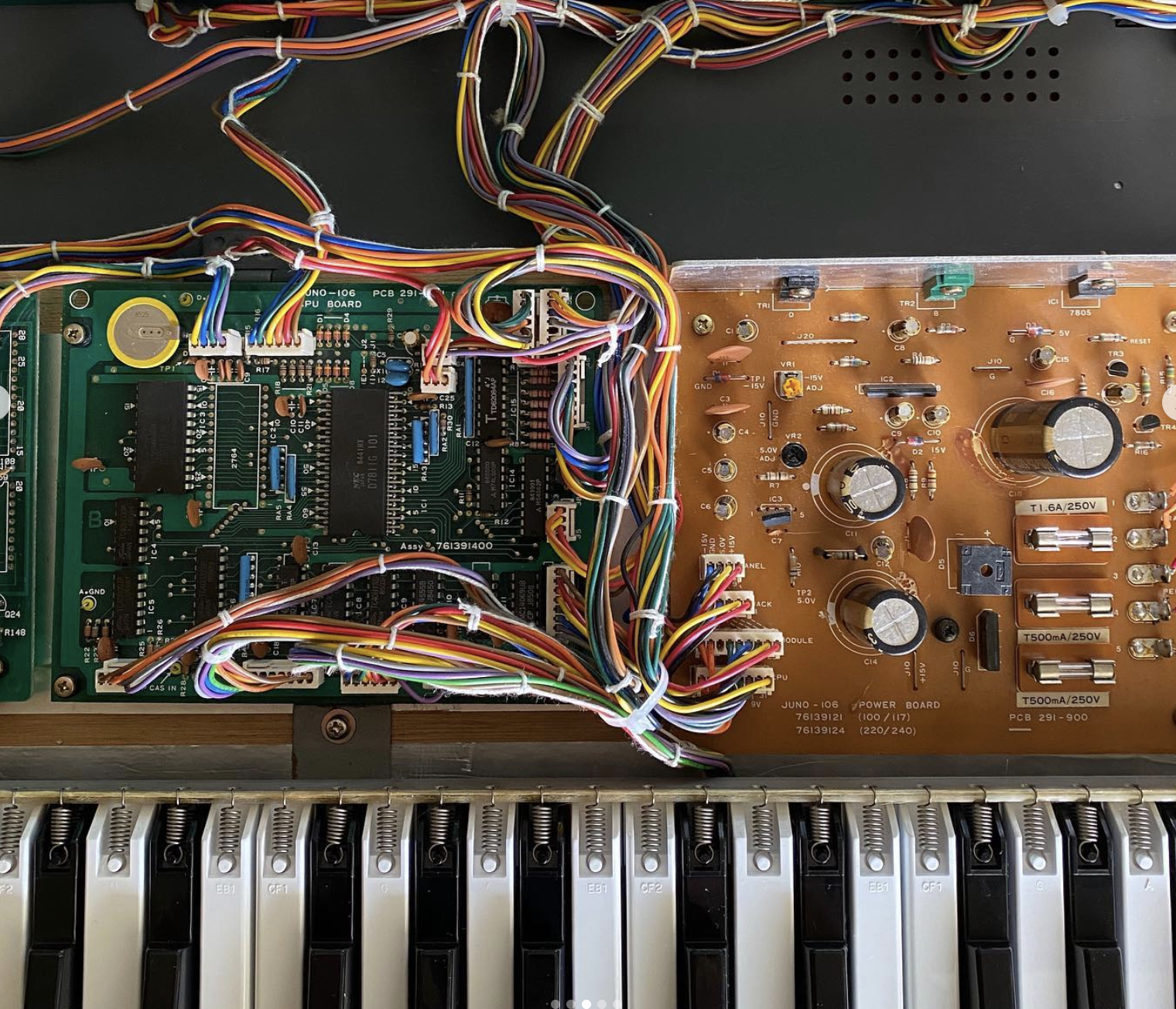 Roland JUNO-106 (26306)