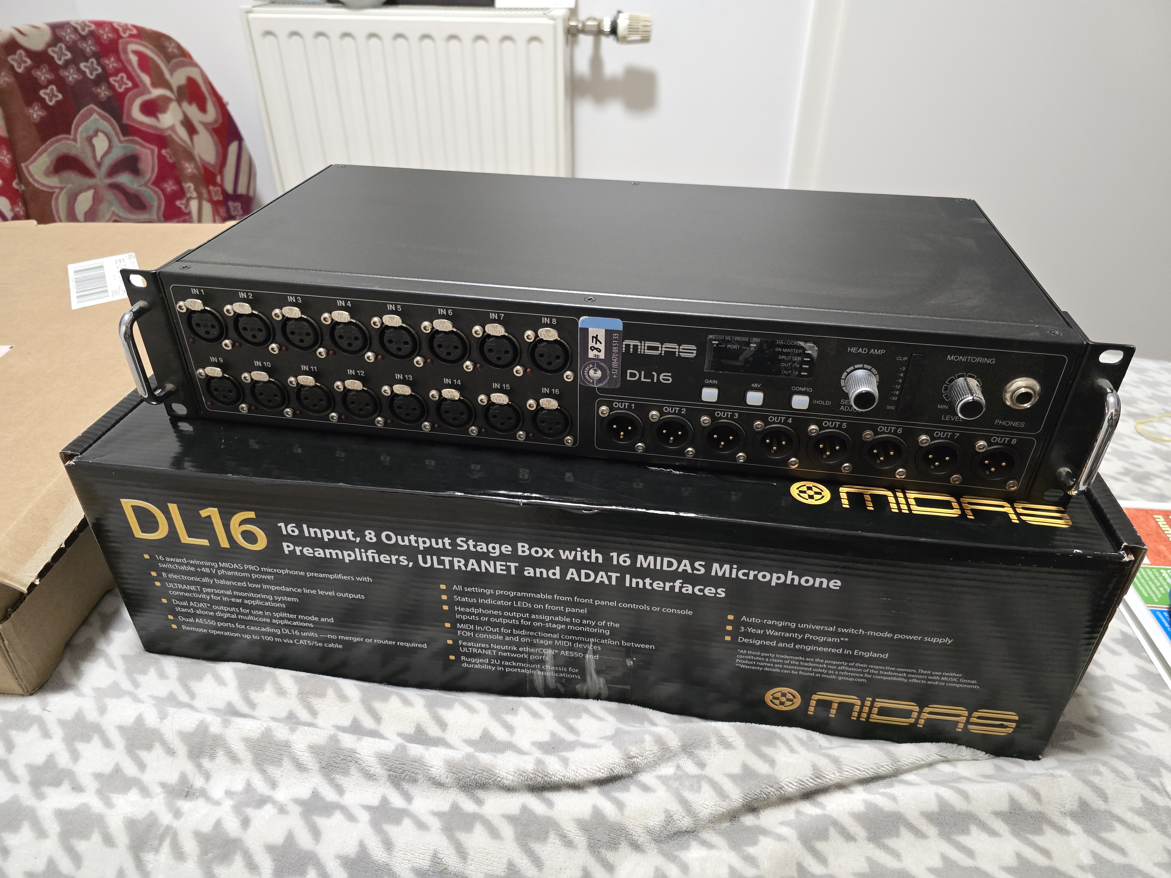 Midas DL16 – Stagebox numérique 16 entrées / 8 sorties