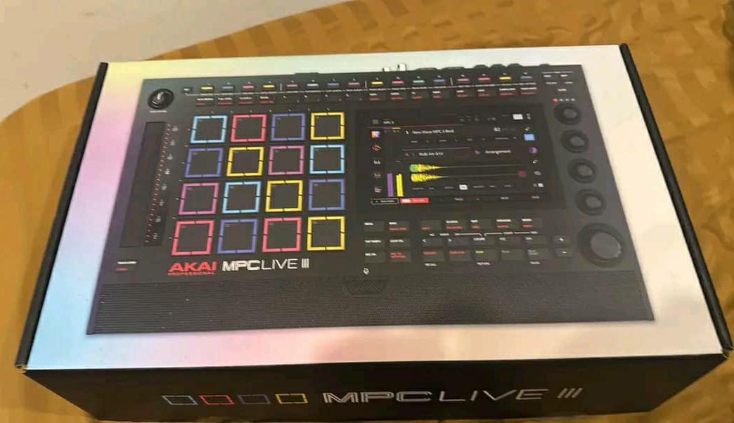 Akai Professional MPC Live III