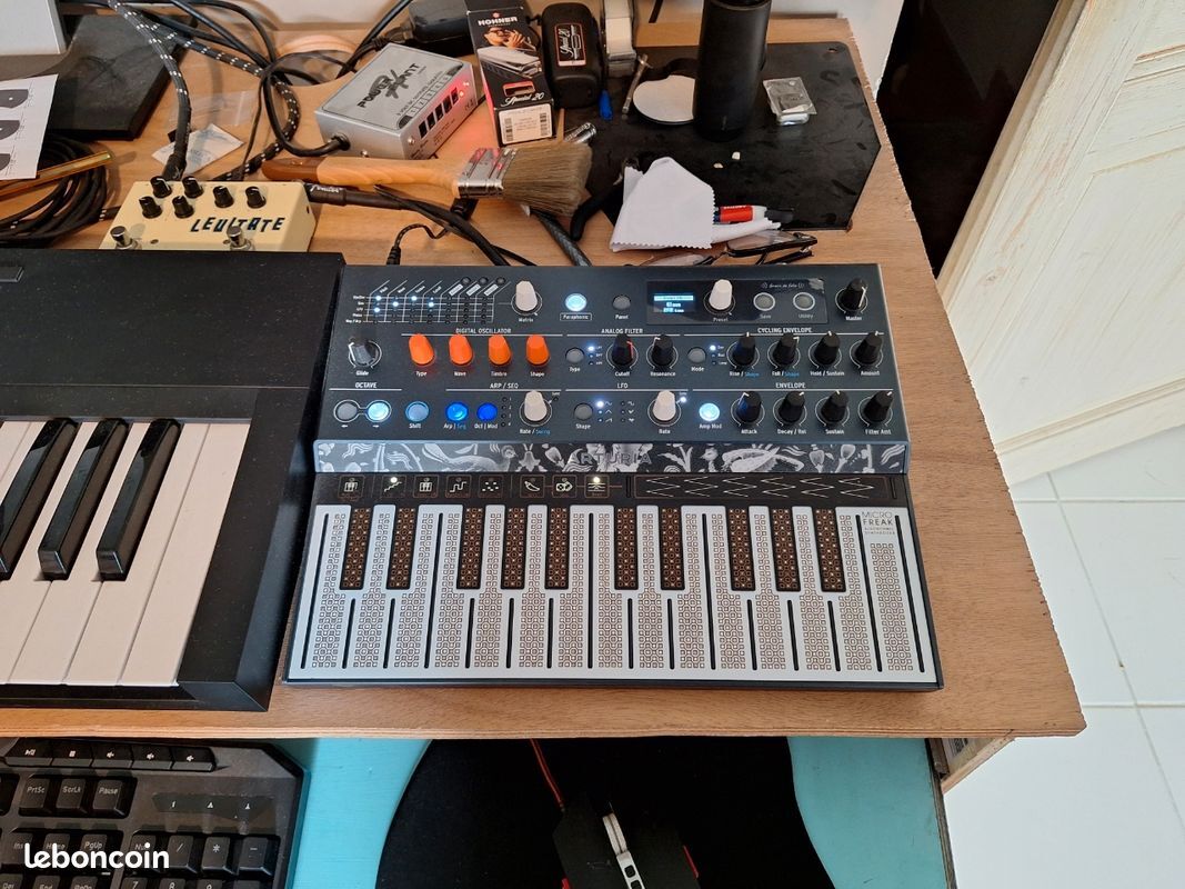 Arturia MicroFreak (44971)