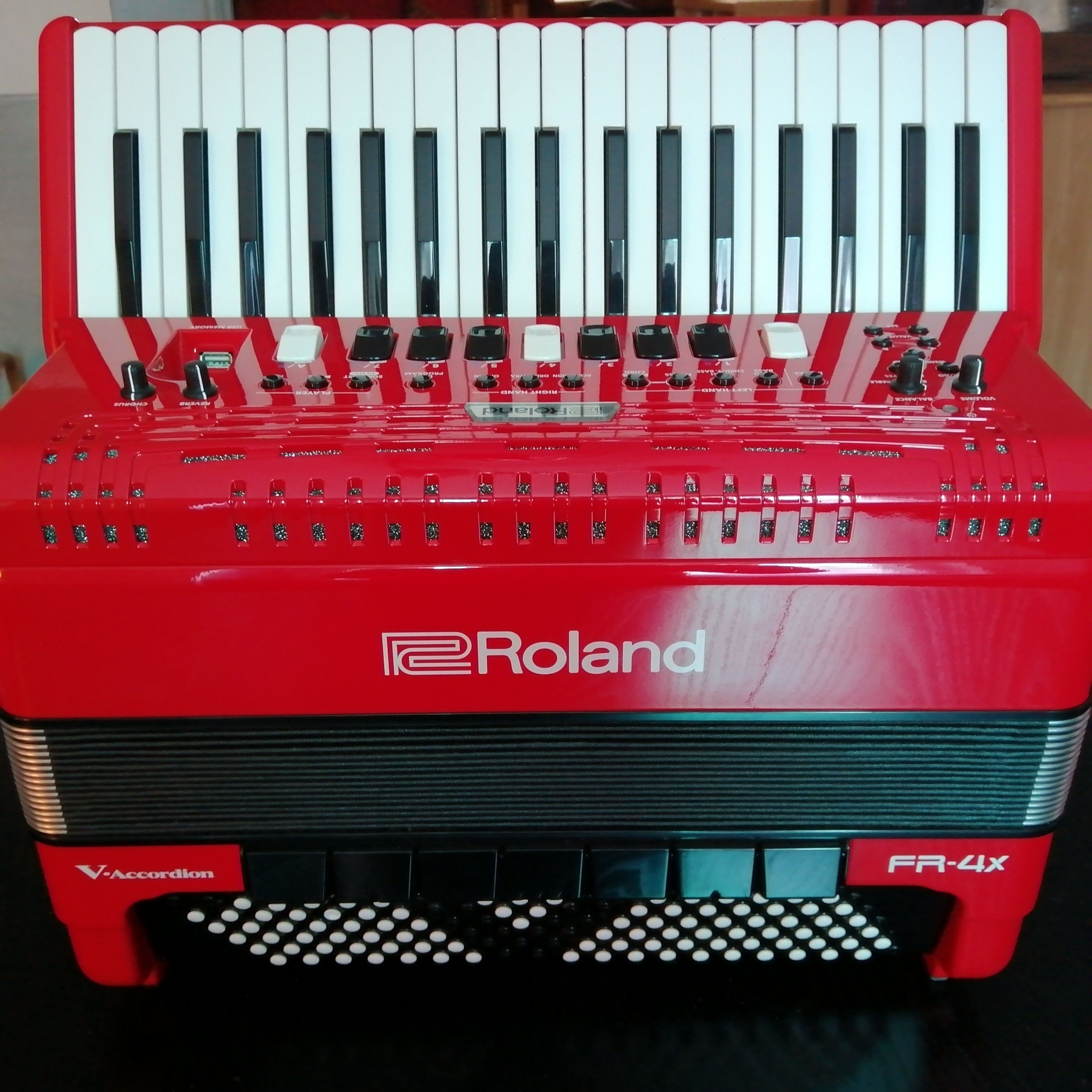  Accordéon numérique Roland