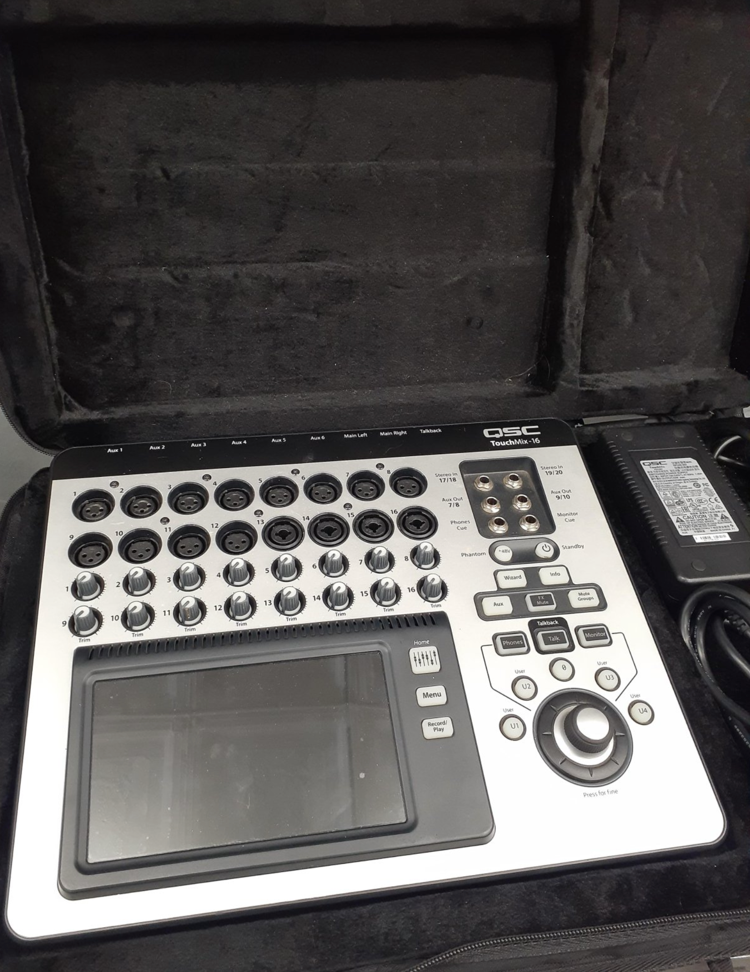 QSC TouchMix-16