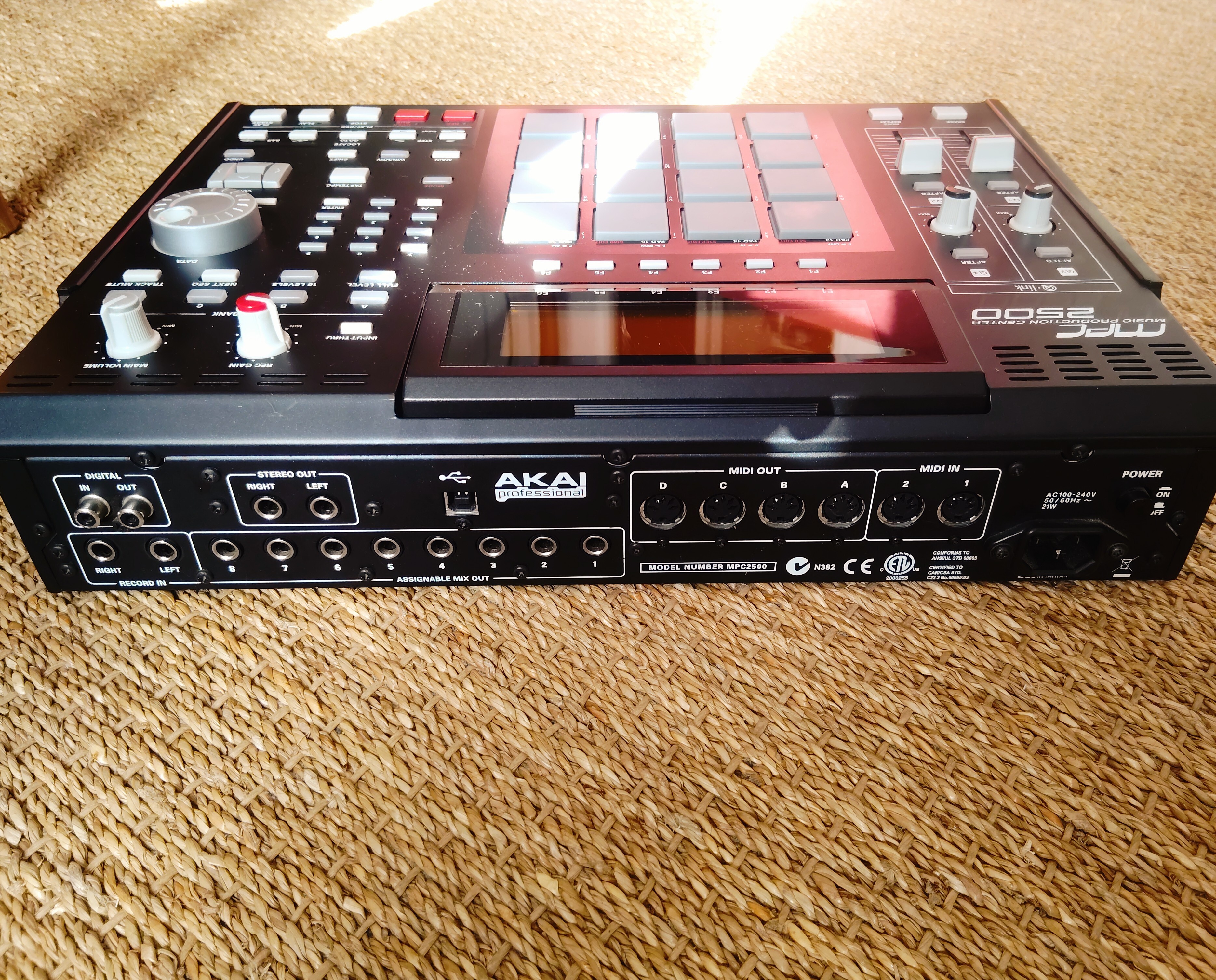 Akai Professional MPC2500 (51181)