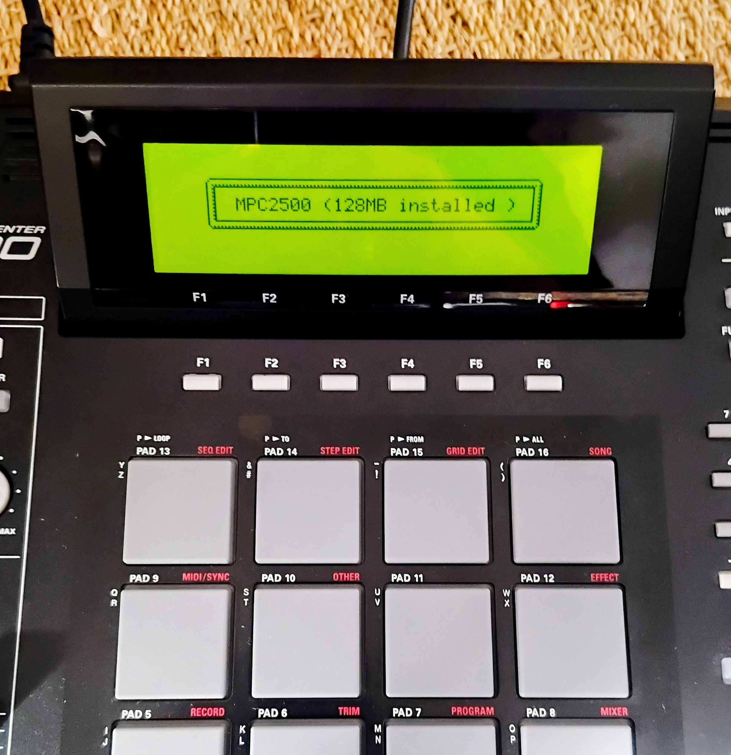 Akai Professional MPC2500 (52047)