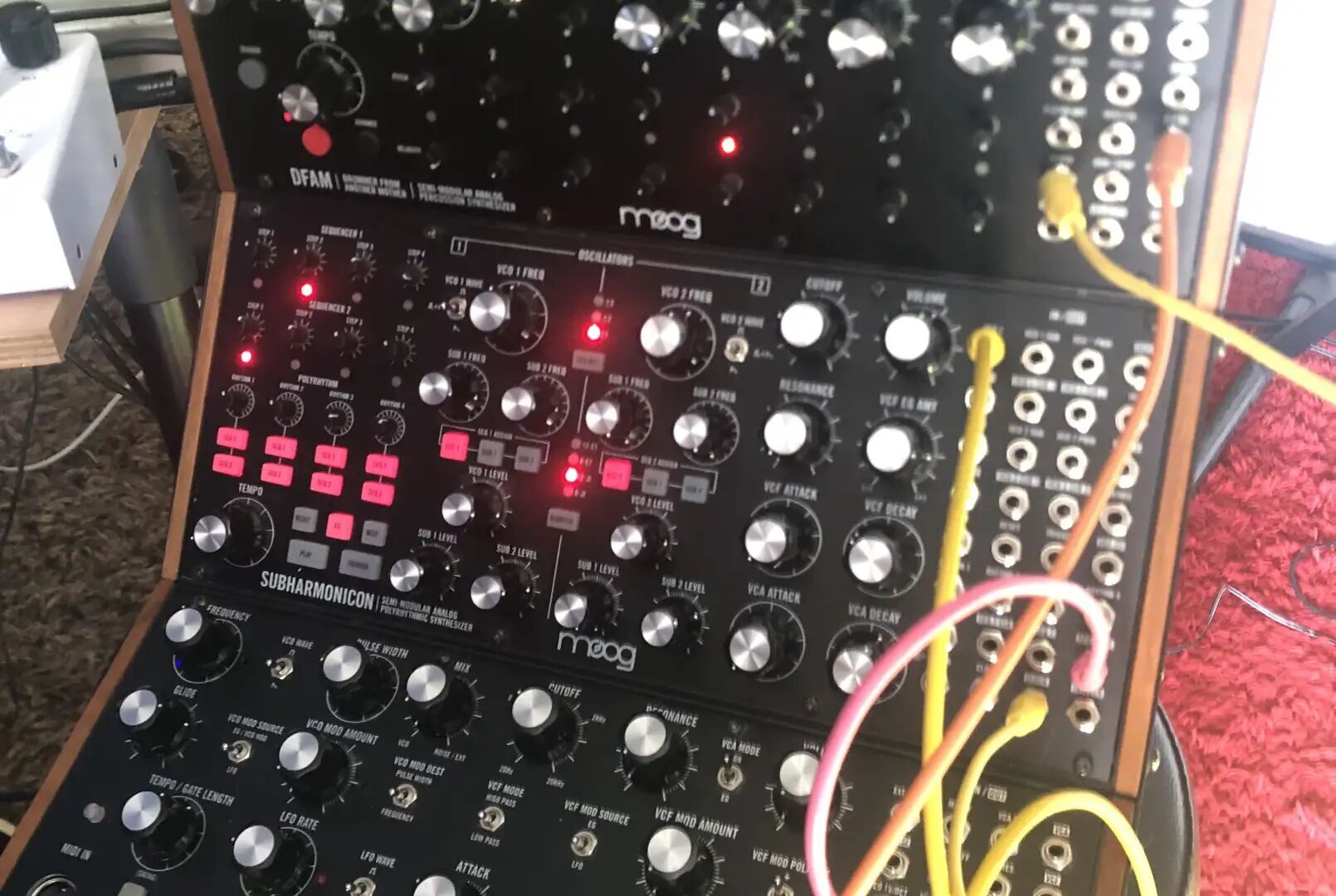 A saisir 3 Moog DFAM, Mother 32 et Subharmonicon + stand prix cassé 1250e !!!!! 