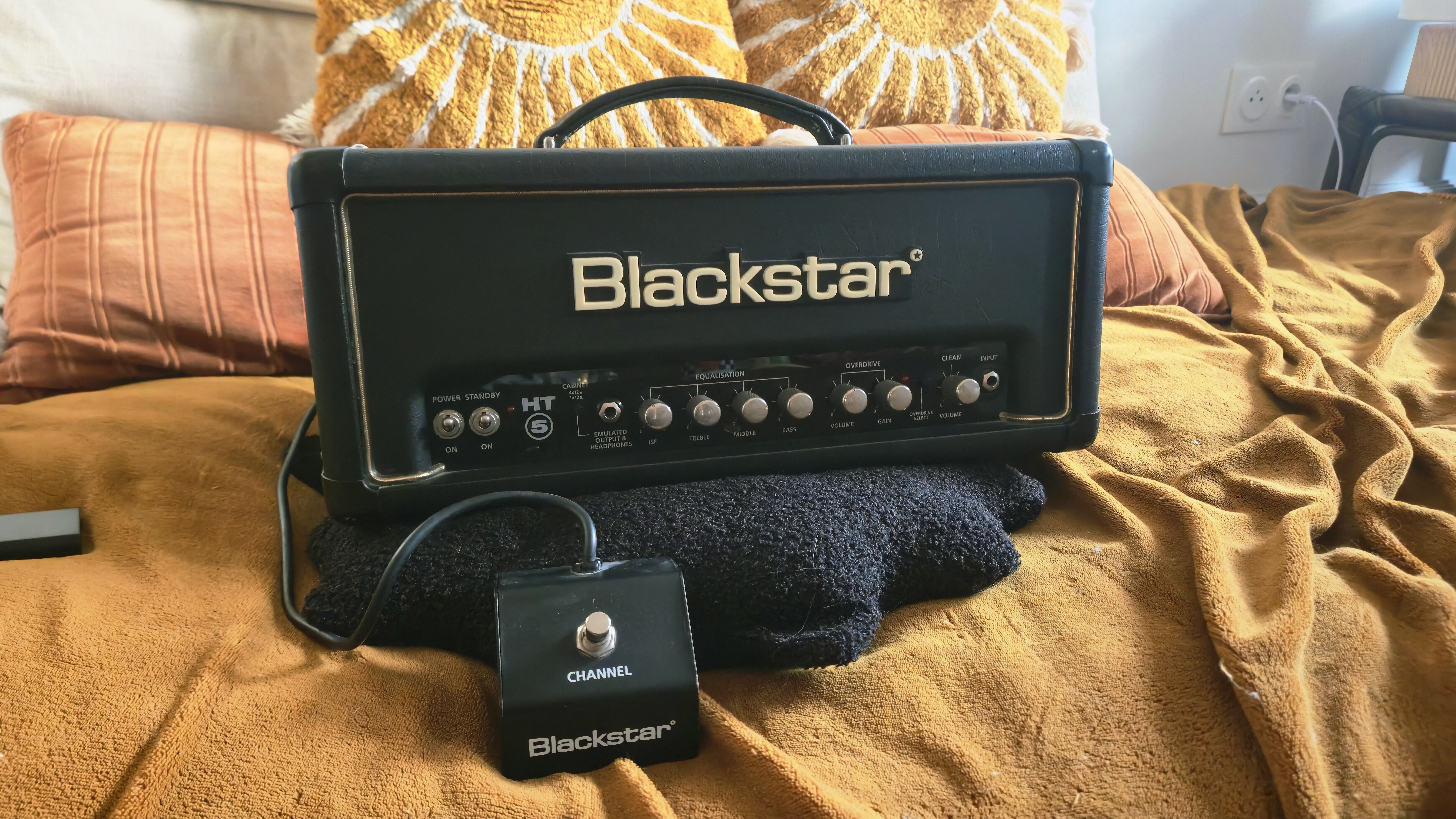 Tête d'ampli à lampes Blackstar HT-5H + Footswitch