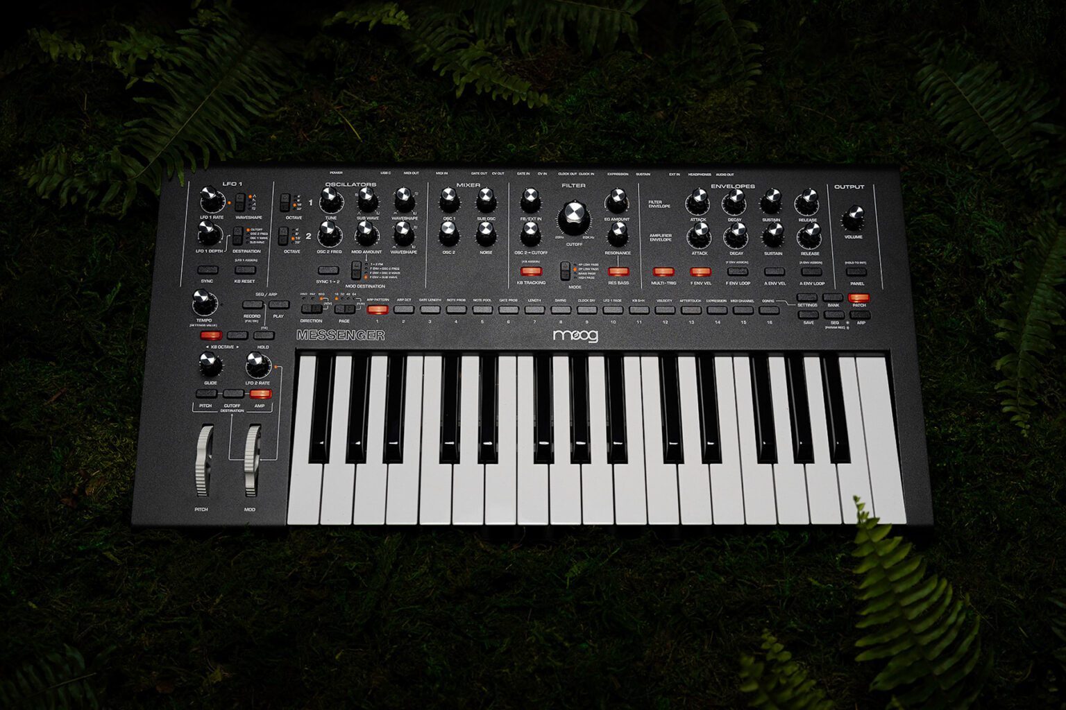 Vends Moog Messenger