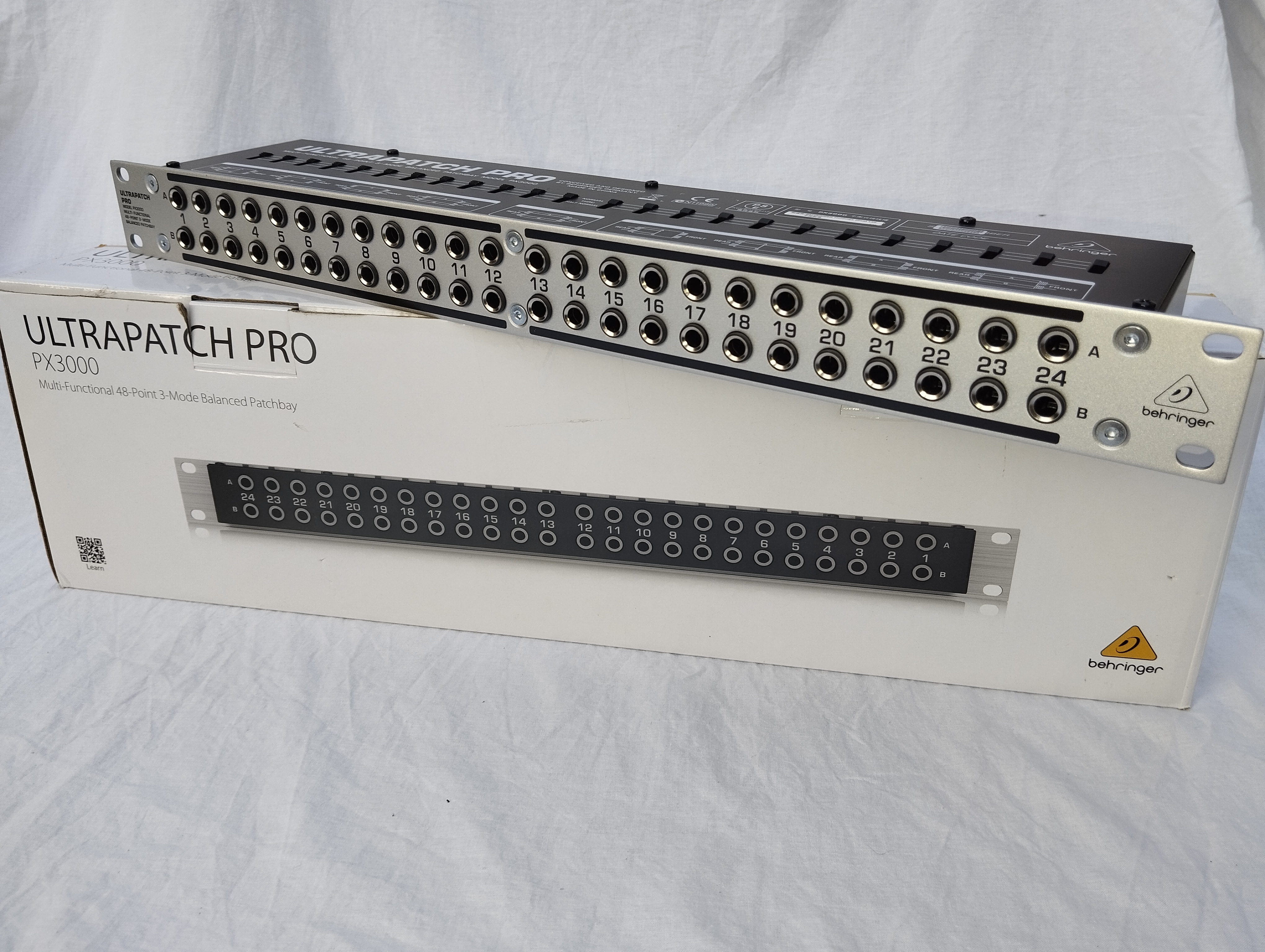Behringer PX3000