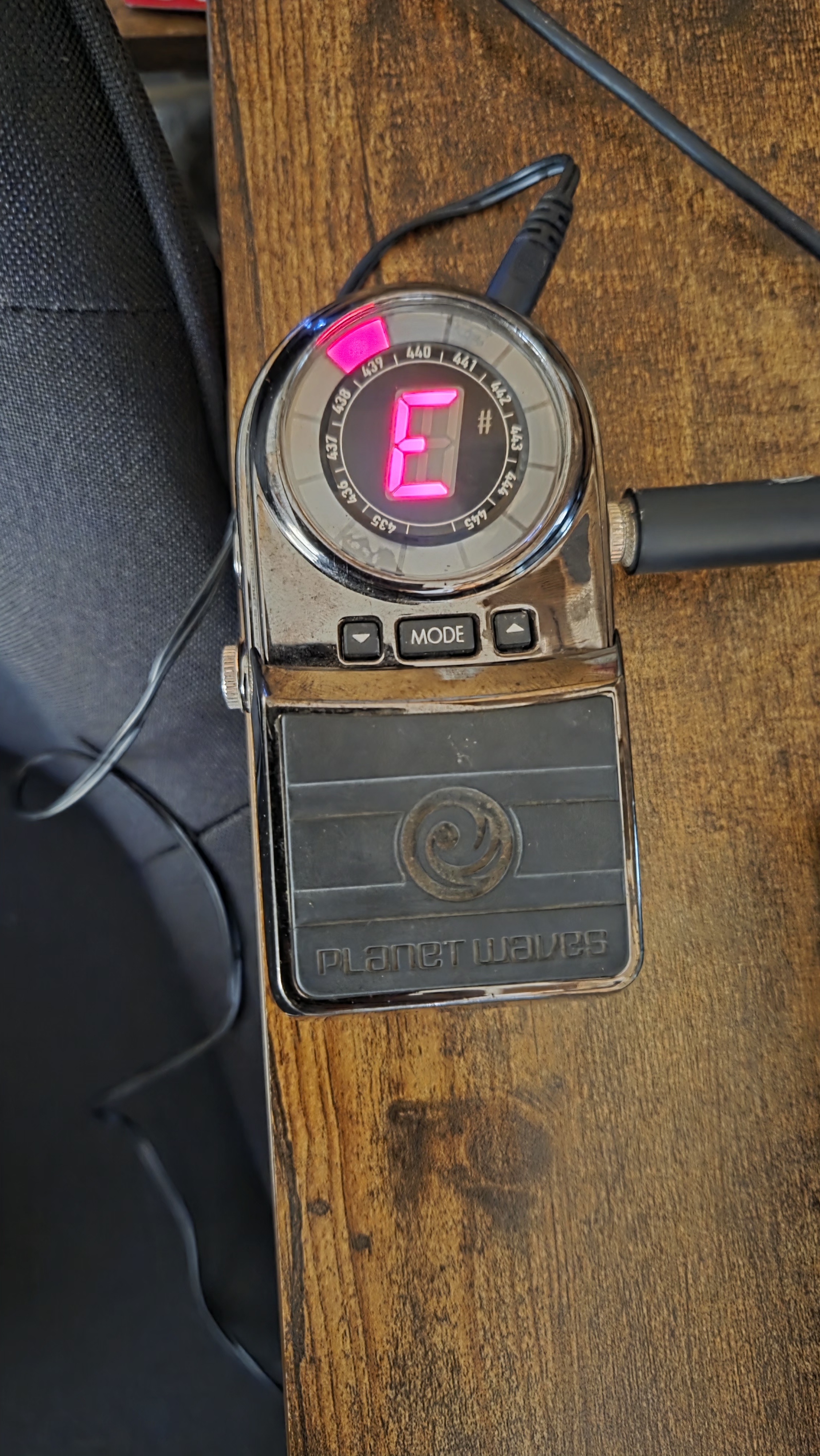 planet-waves-ct-04-chromatic-pedal-tuner-6877899