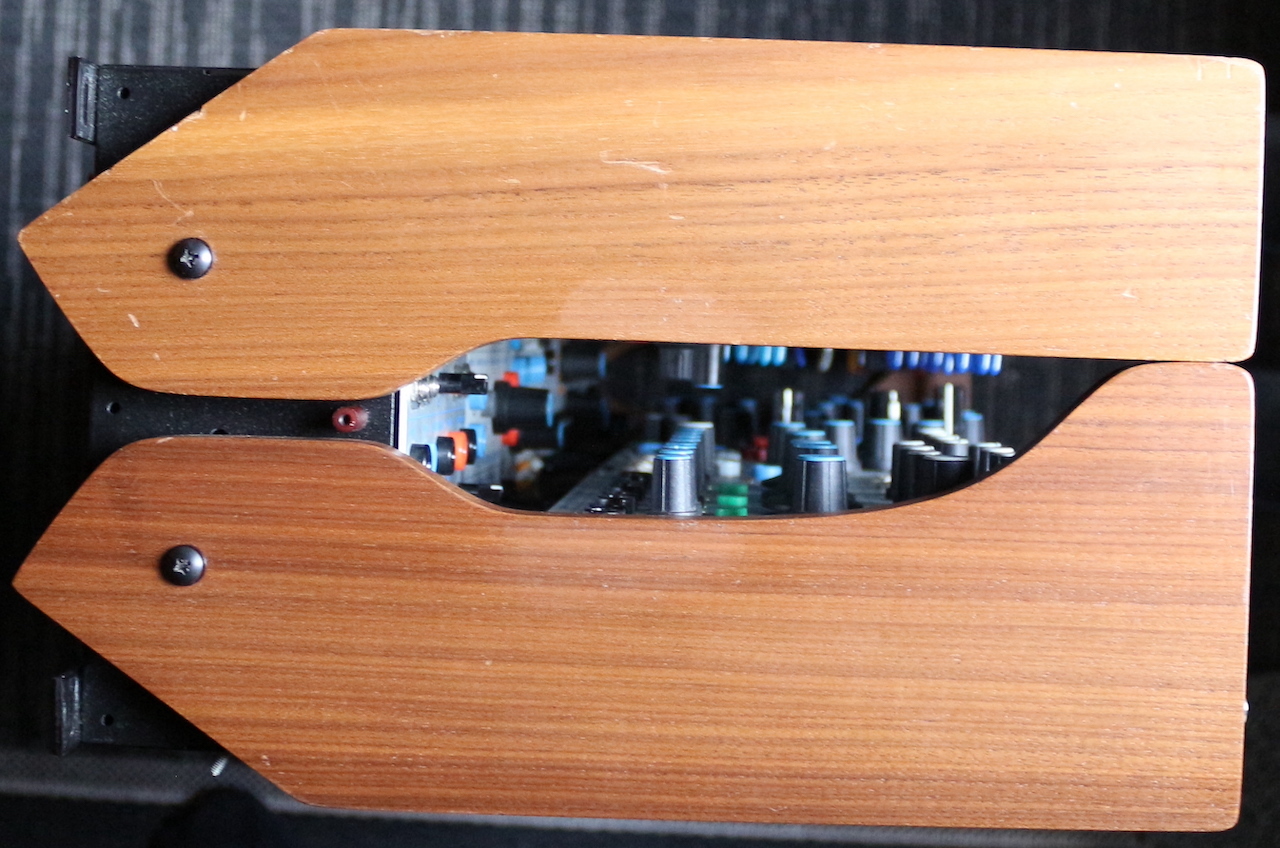 13 - Buchla 200e