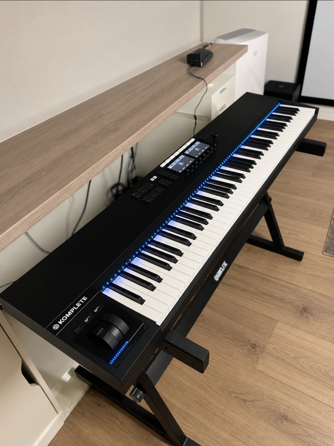 Native Instruments Komplete Kontrol S88 mk2 (96373)
