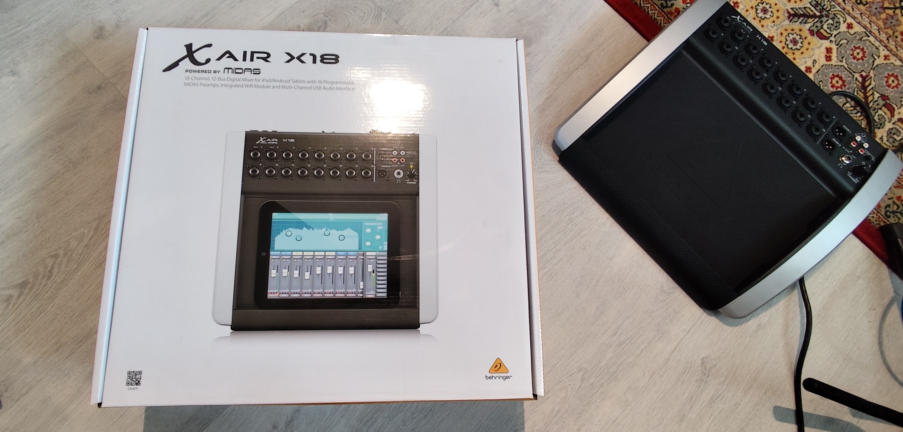 Behringer X18 (55521)