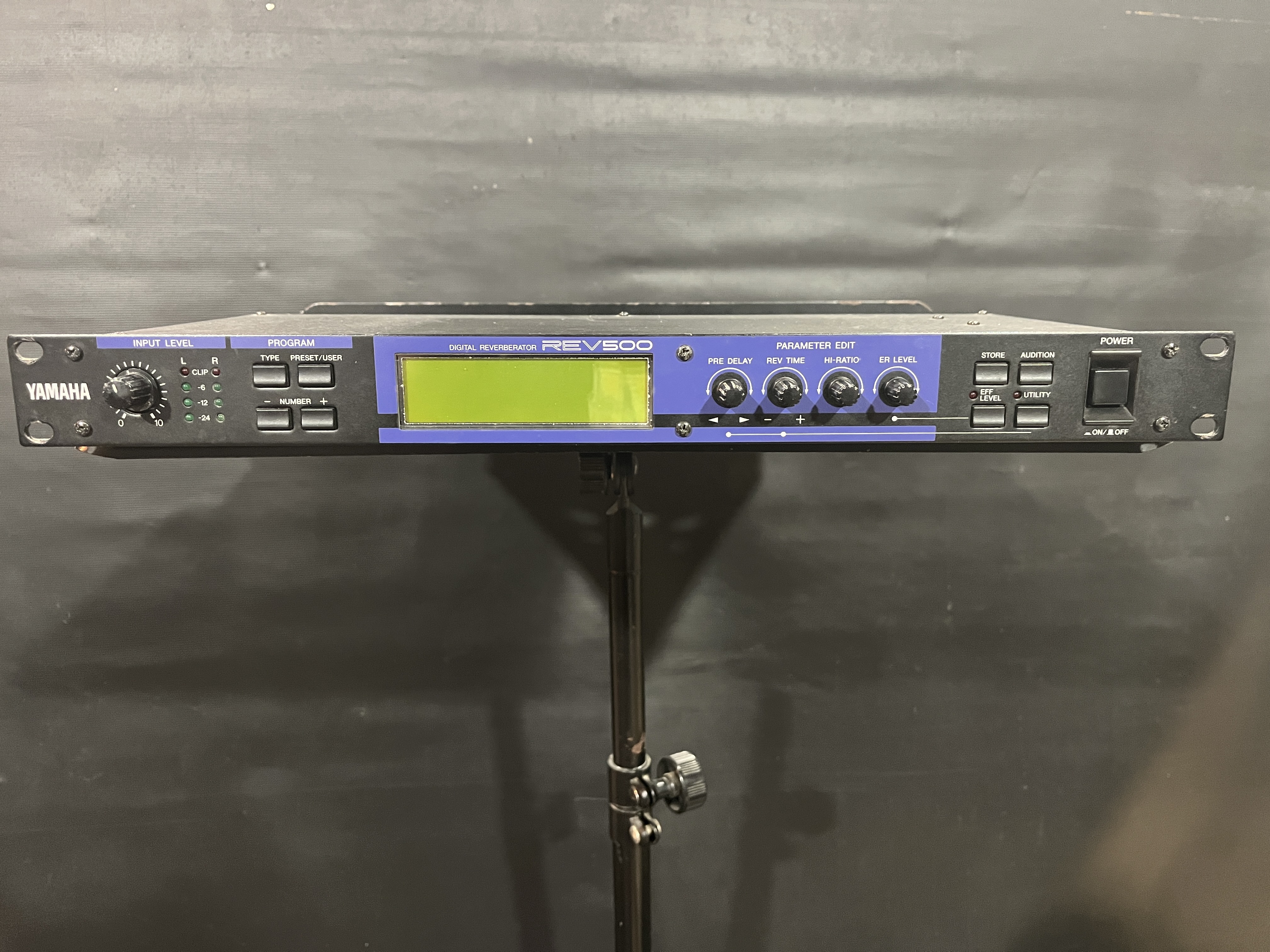 Vends Reverbe yamaha REV 500