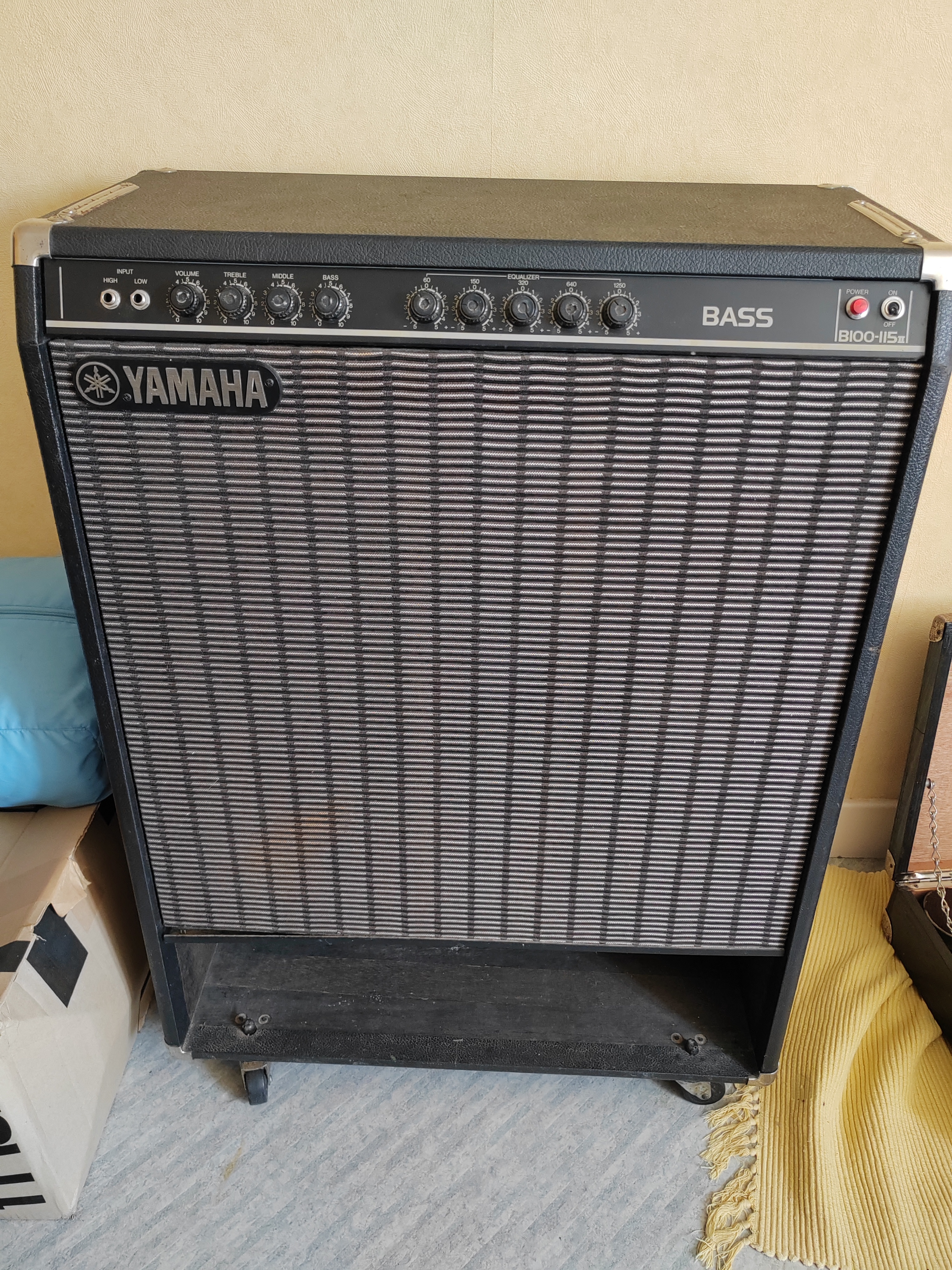 Vends ampli basse Yamaha vintage