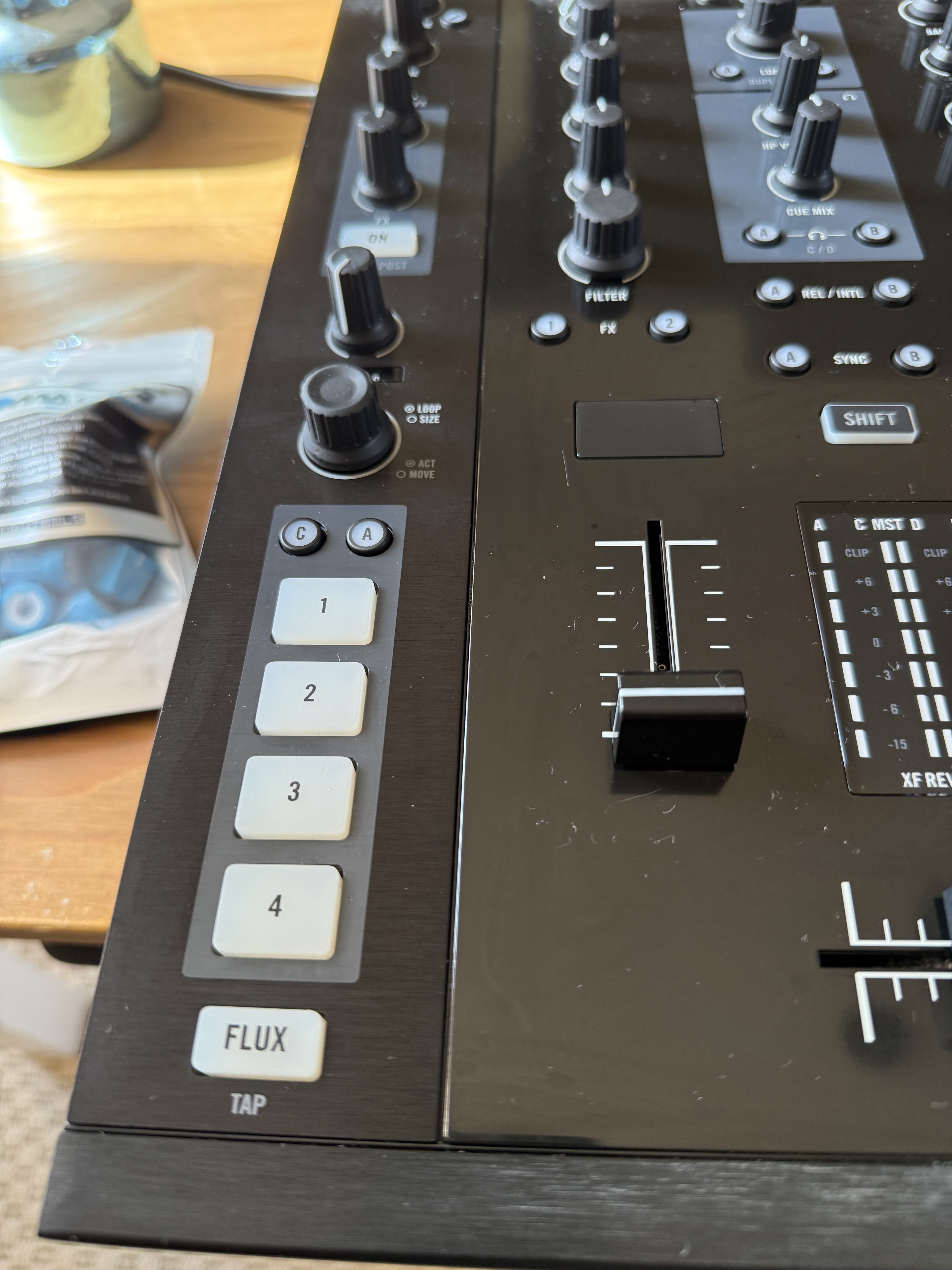 Native Instruments Traktor Kontrol Z2 (95556)