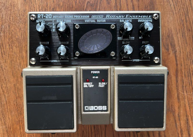 Pédale Rotary Ensemble BOSS RT-20