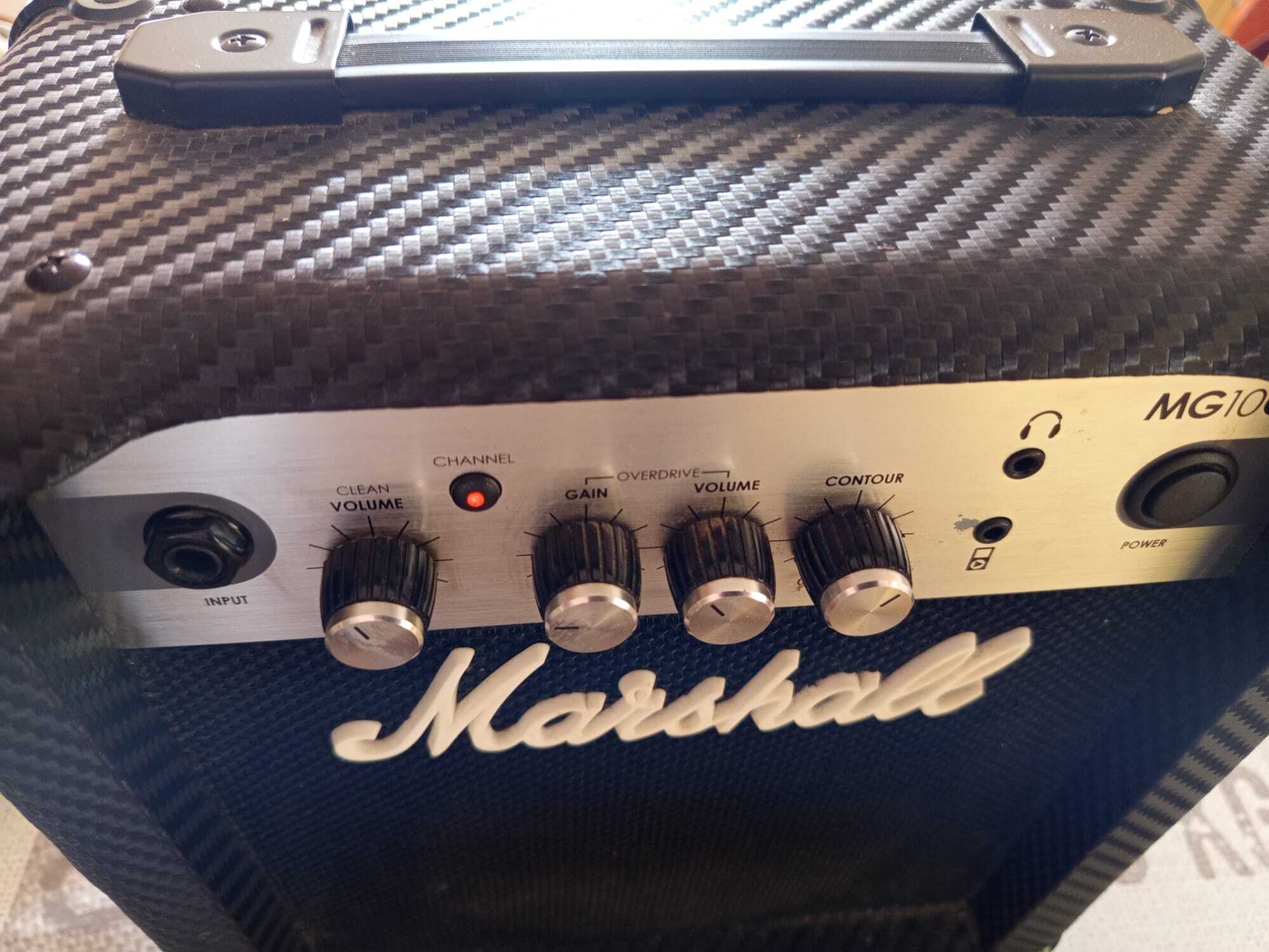 Marshall MG10CF (15894)