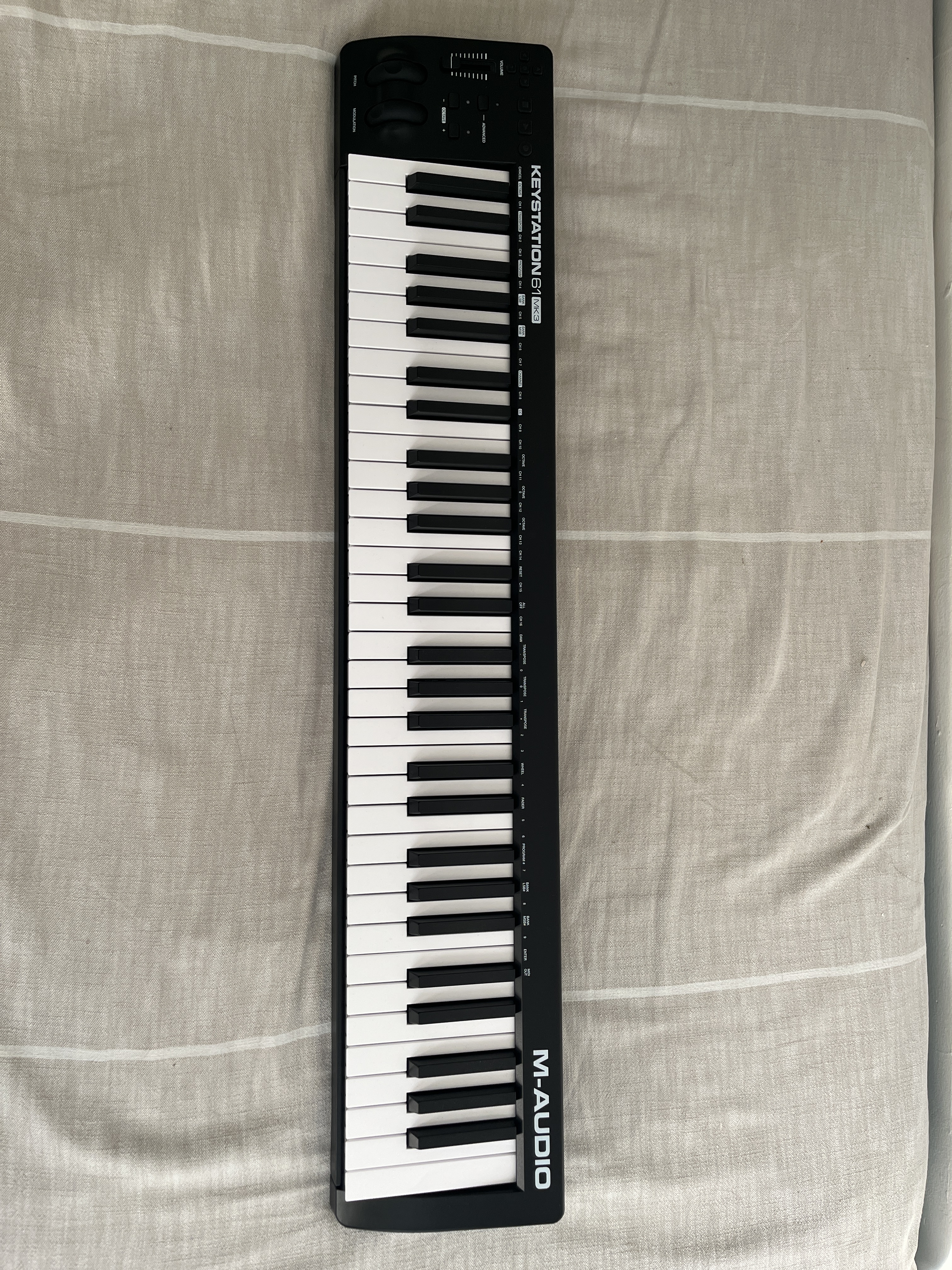 Garantie 3 ans Mai 2029 - Vends M-Audio Keystation 61 MK3