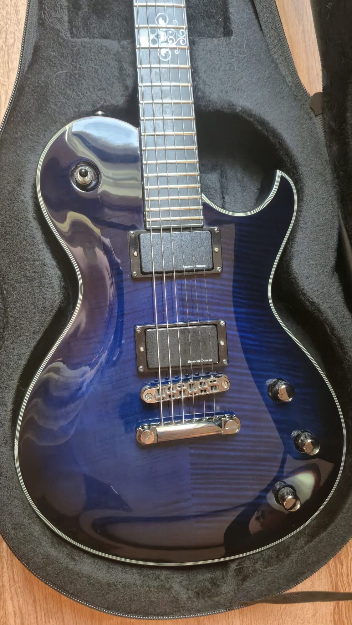 Vends Schecter solo 6 sls 