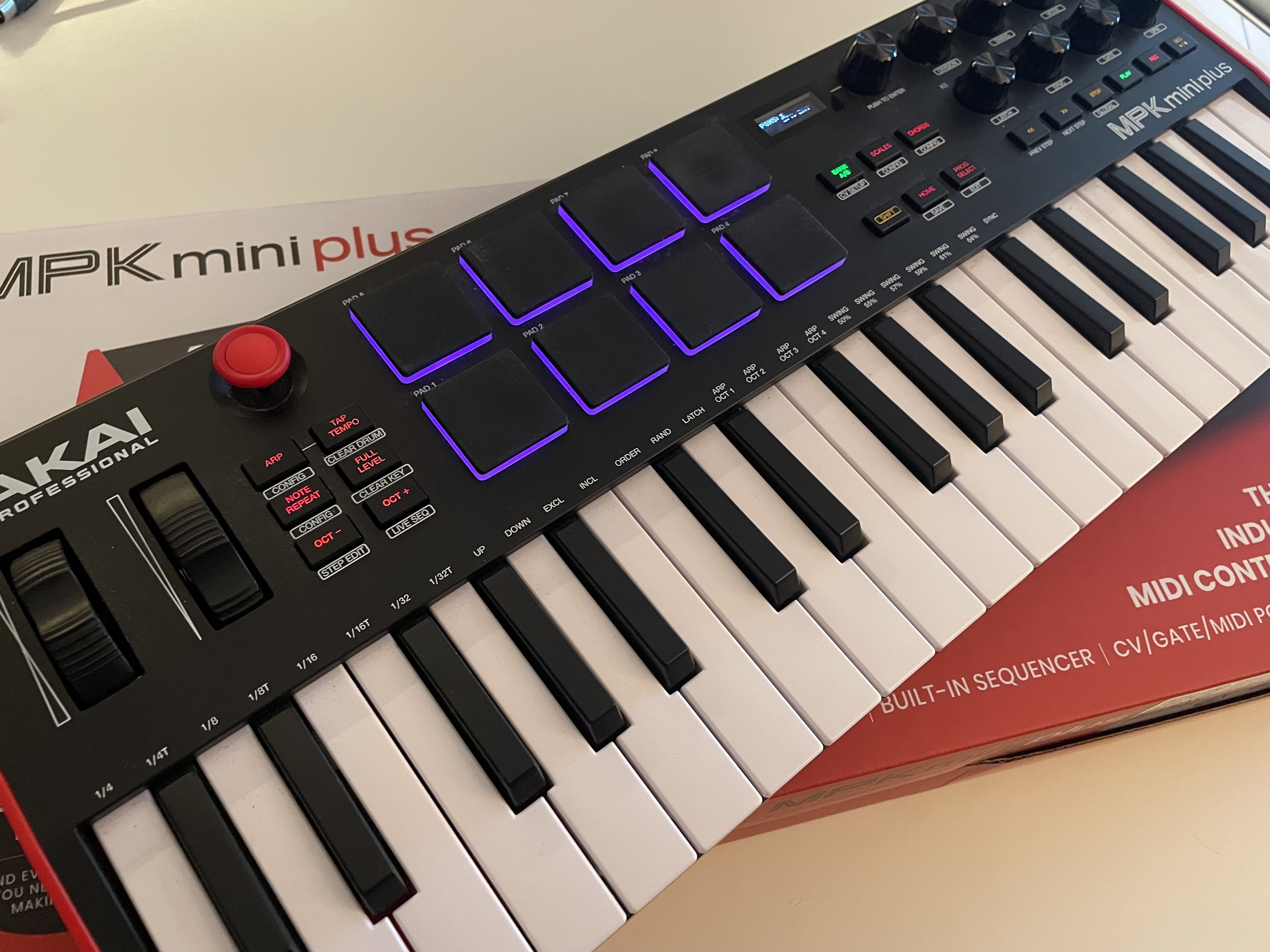Akai Professional MPK Mini Plus (14382)