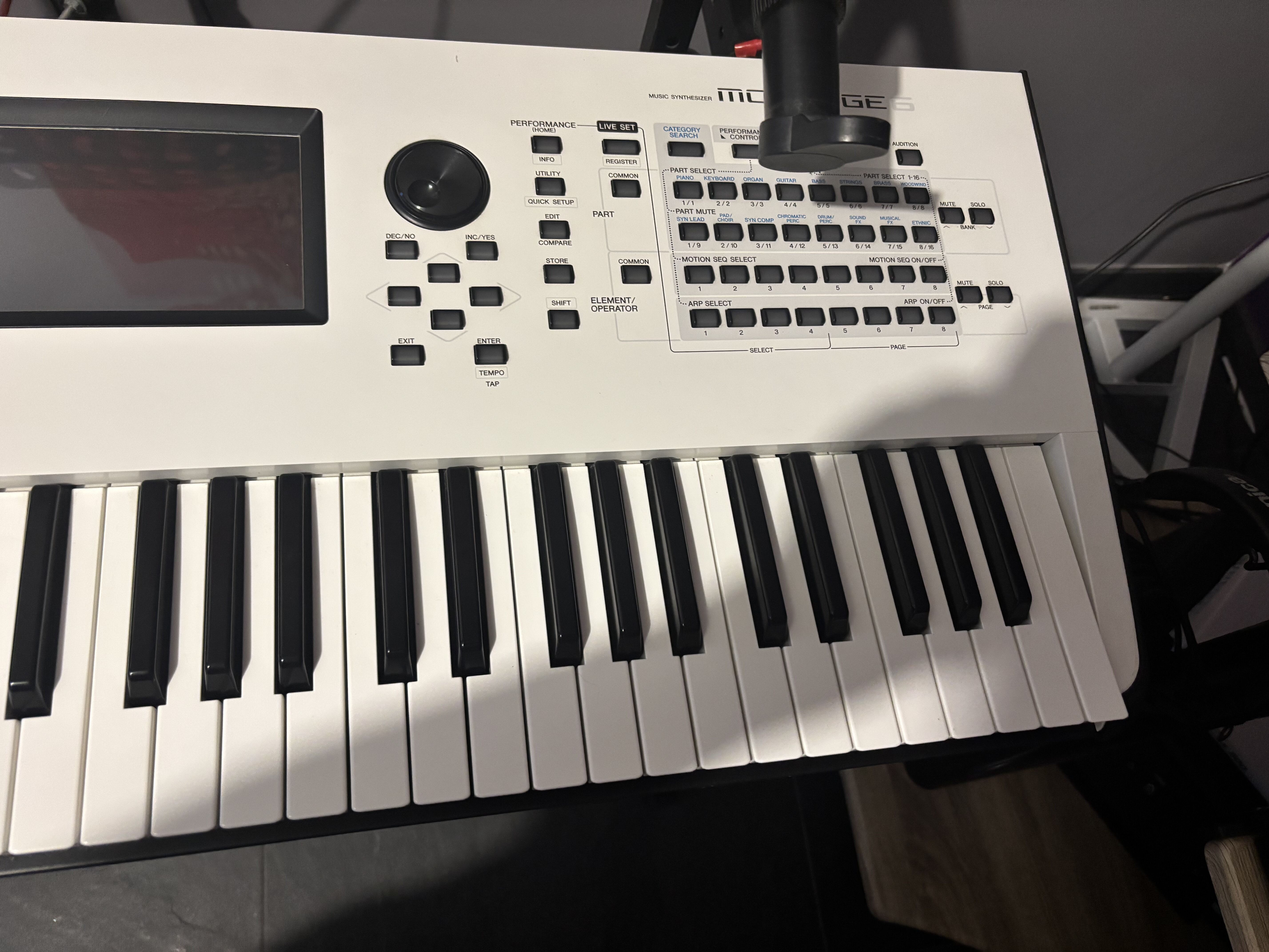 Yamaha Montage 6 (37104)