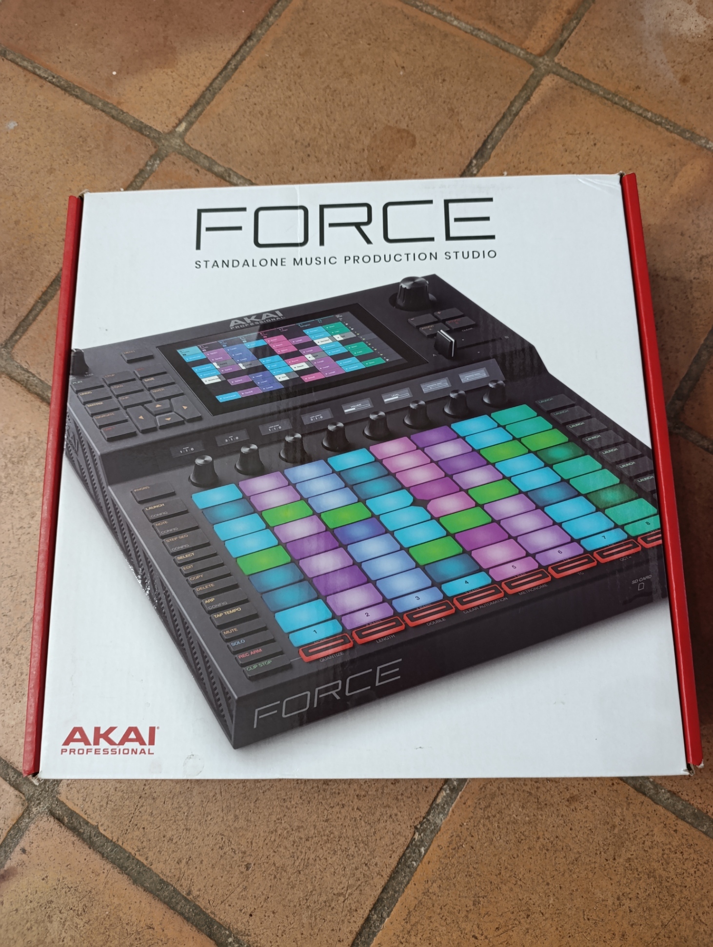 AKAI FORCE - NEUF emballé